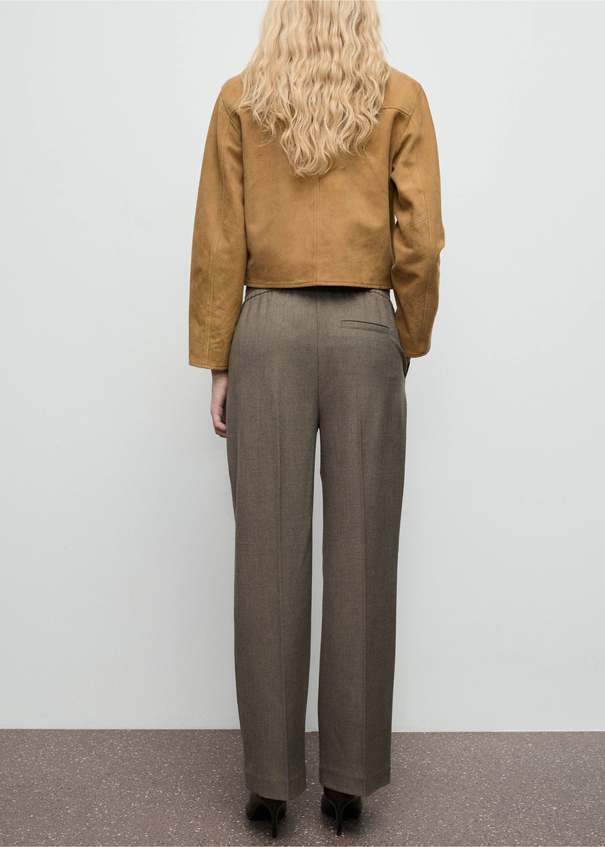 Wide leg trousers with elastic waist - Reverse of the article, Green. Ref: 27111574-00.