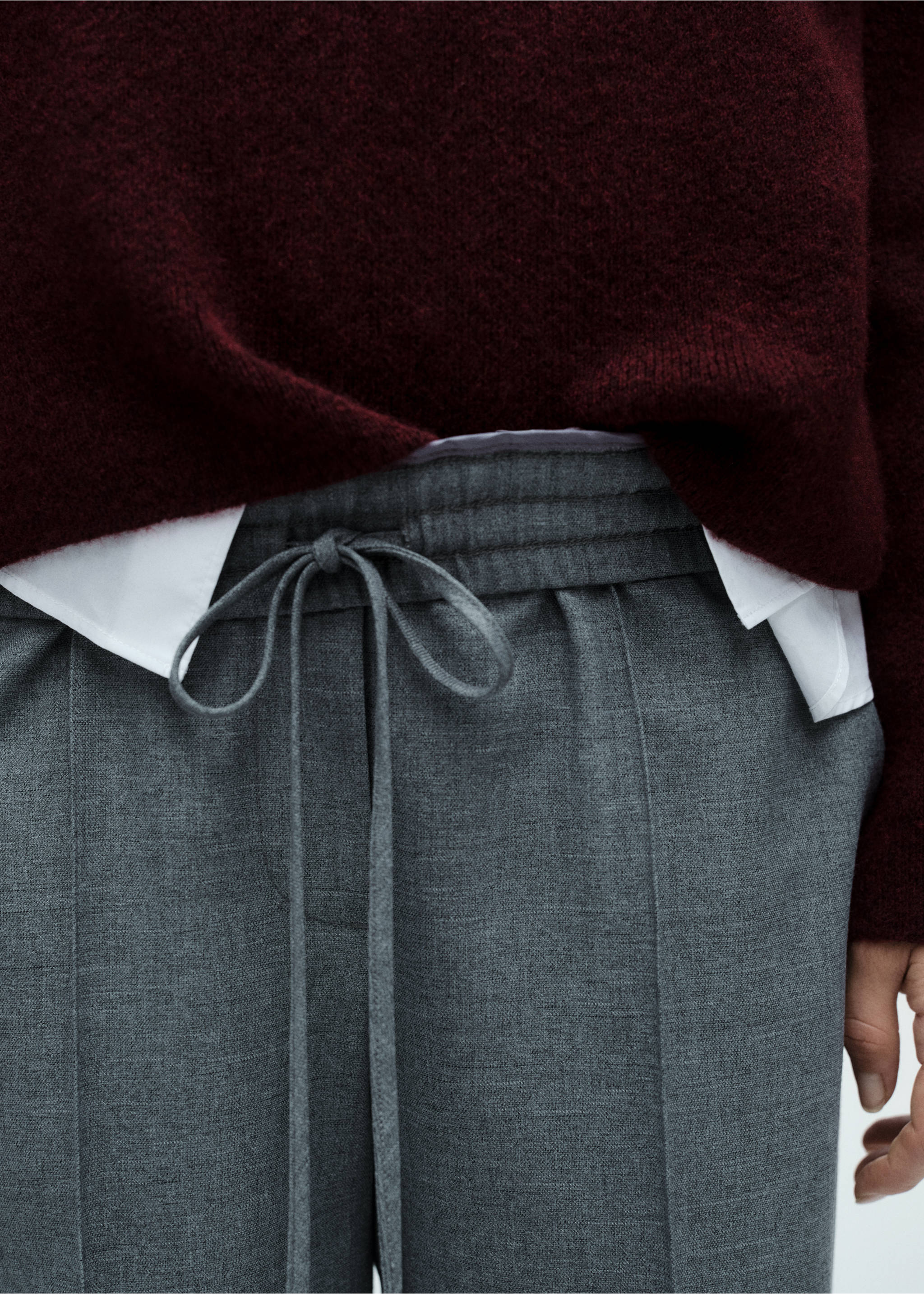 Wide leg trousers with elastic waist - Details of the article 6, Grey. Ref: 27111574-00.