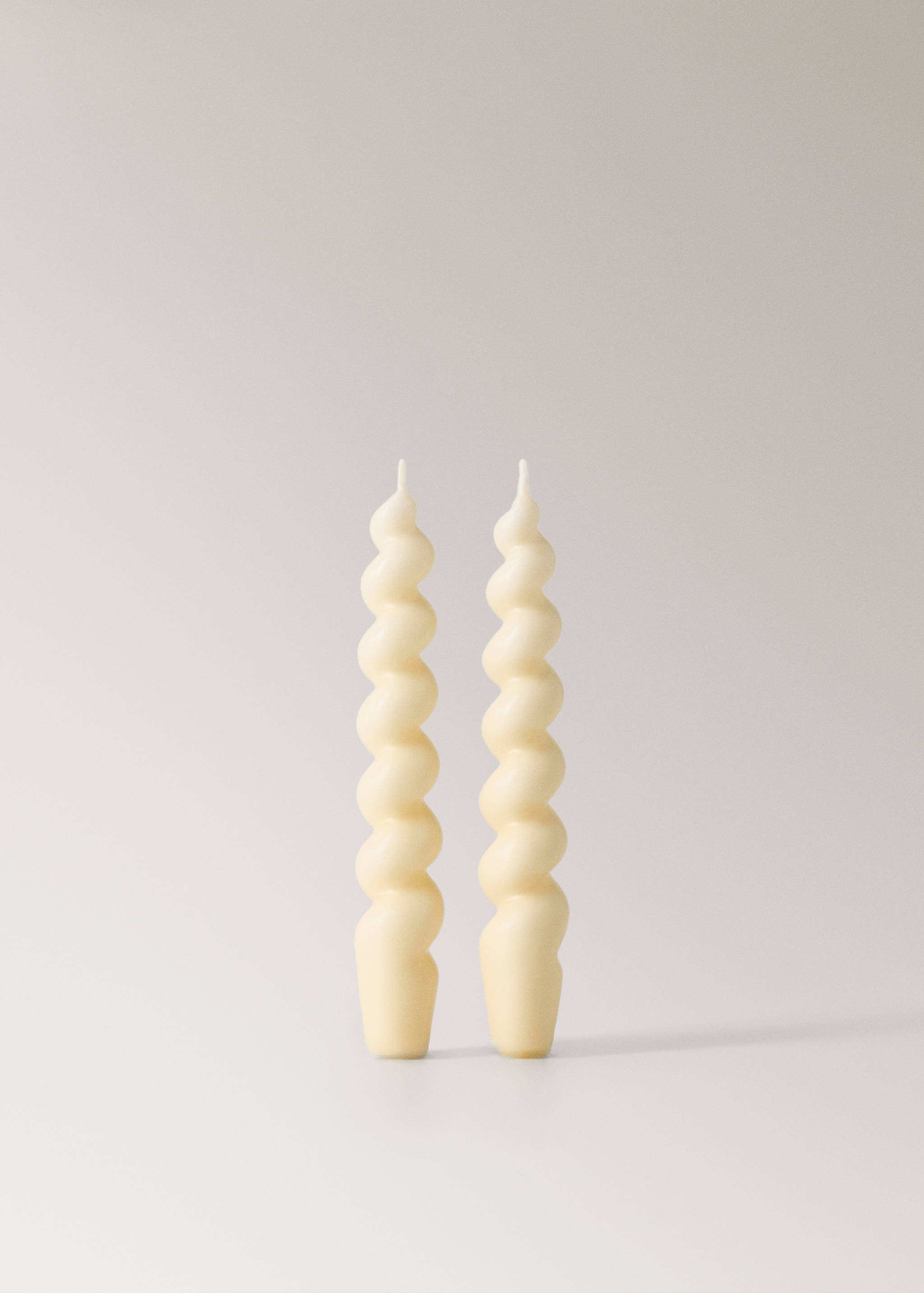 Dekorative Kerzen, mittelgroß, Spiral-Design - Artikel ohne Model