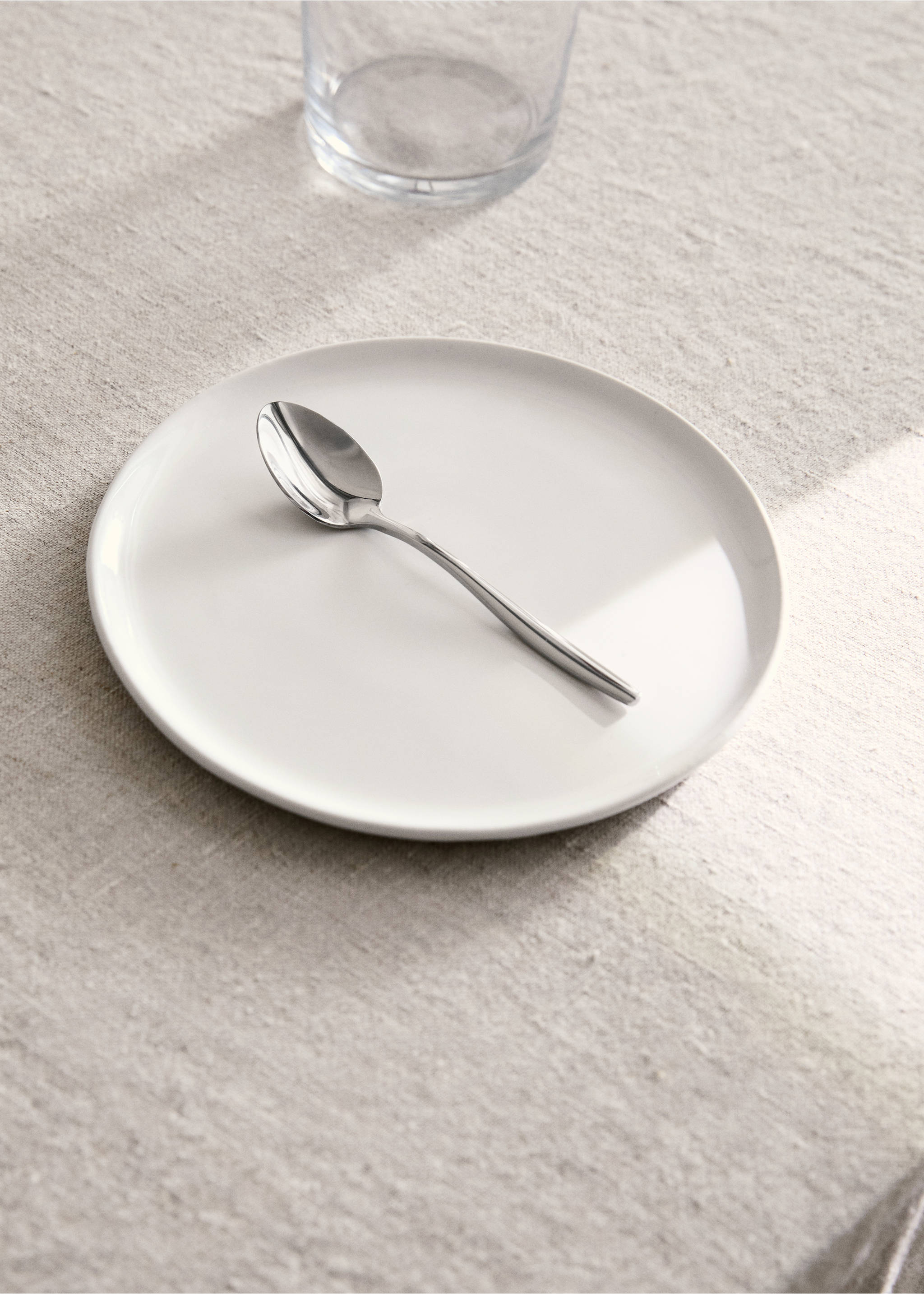 Set of 4 stainless steel dessert spoons with slim handles - Details of the article 7, Silver. Ref: 27123352-00.