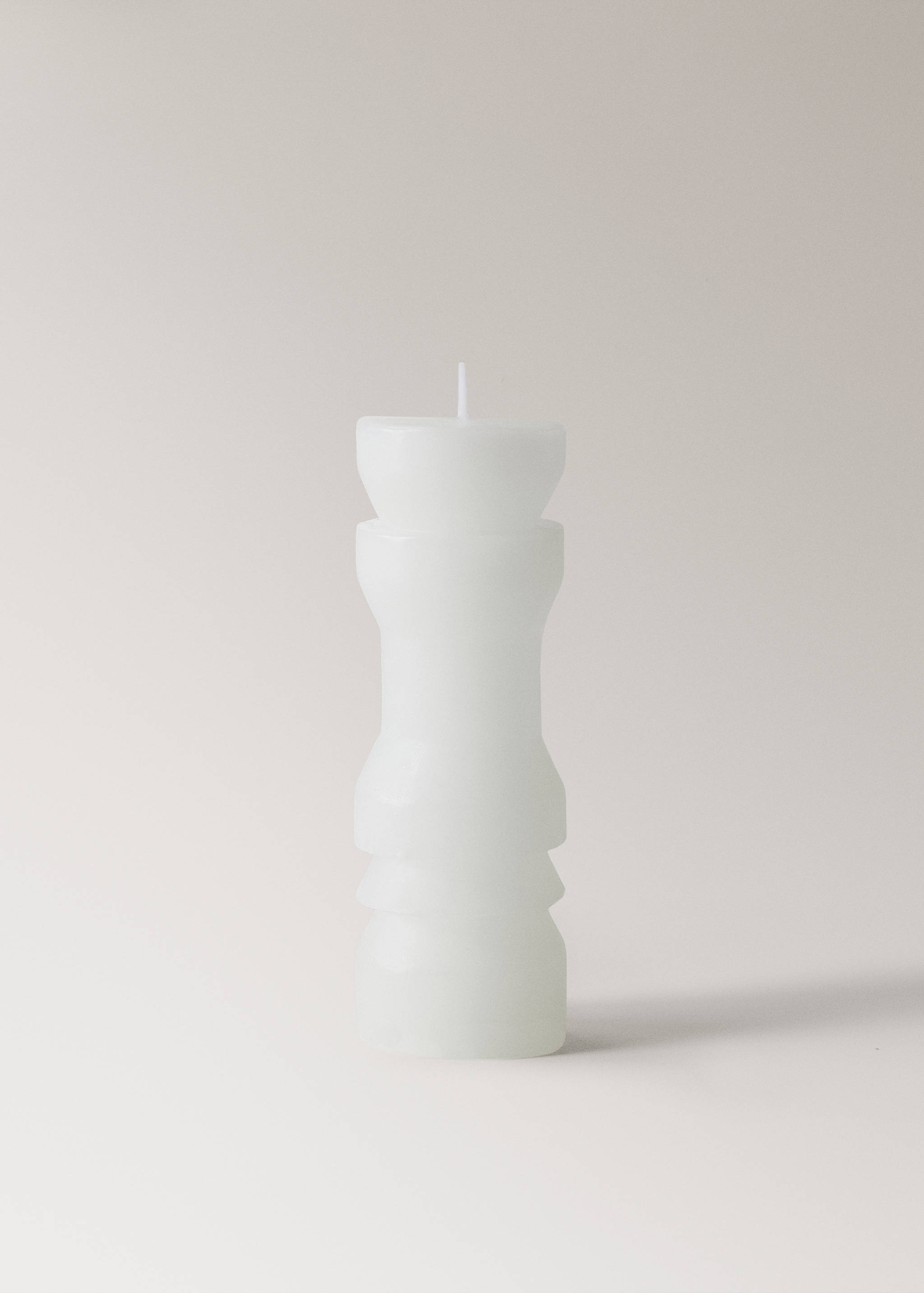 Low sculptural candle - Article without model