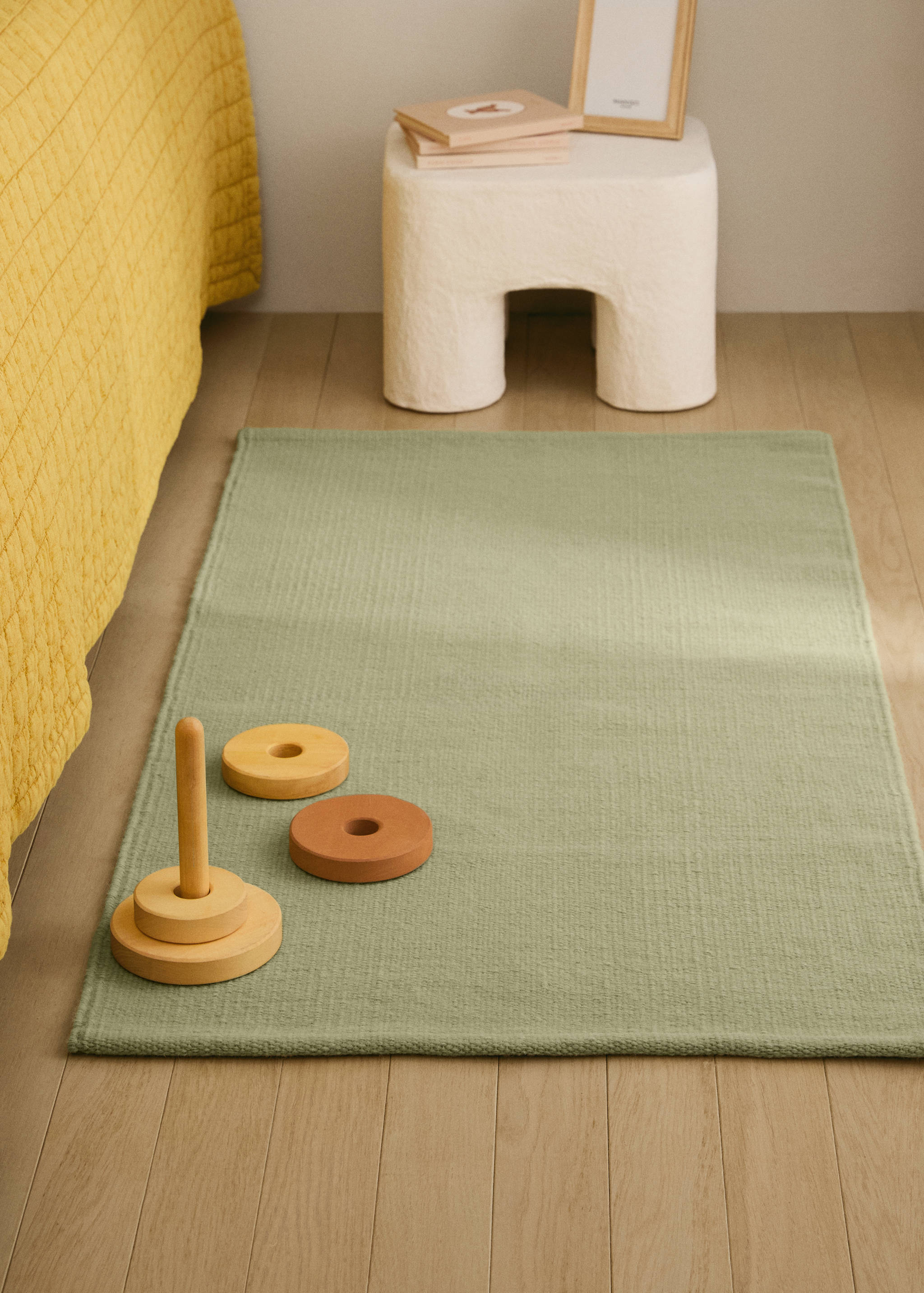 Children’s natural fibre woven rug - General plane