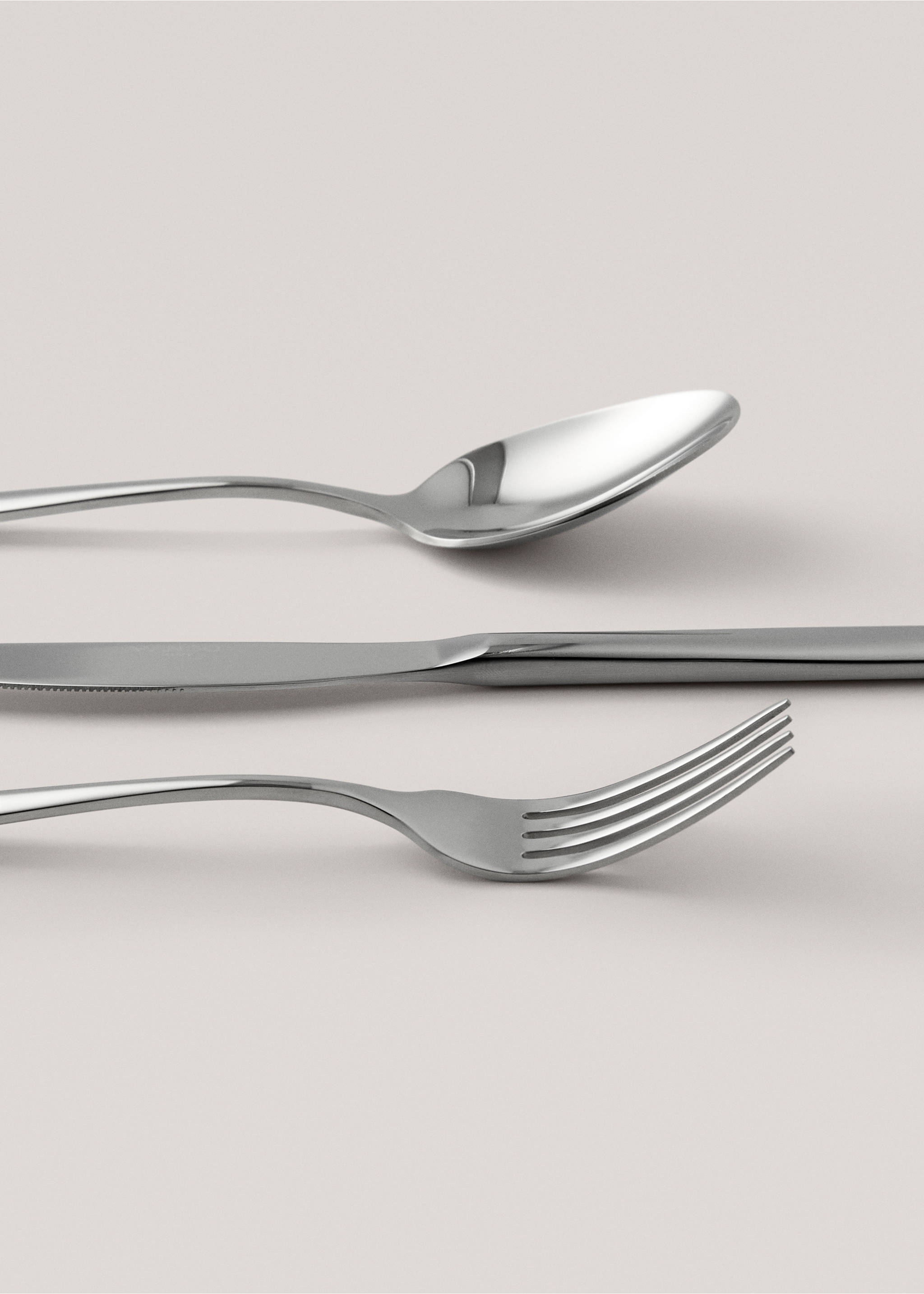 3-piece cutlery set in stainless steel with slim handles - Details of the article 3, Silver. Ref: 27133351-00.