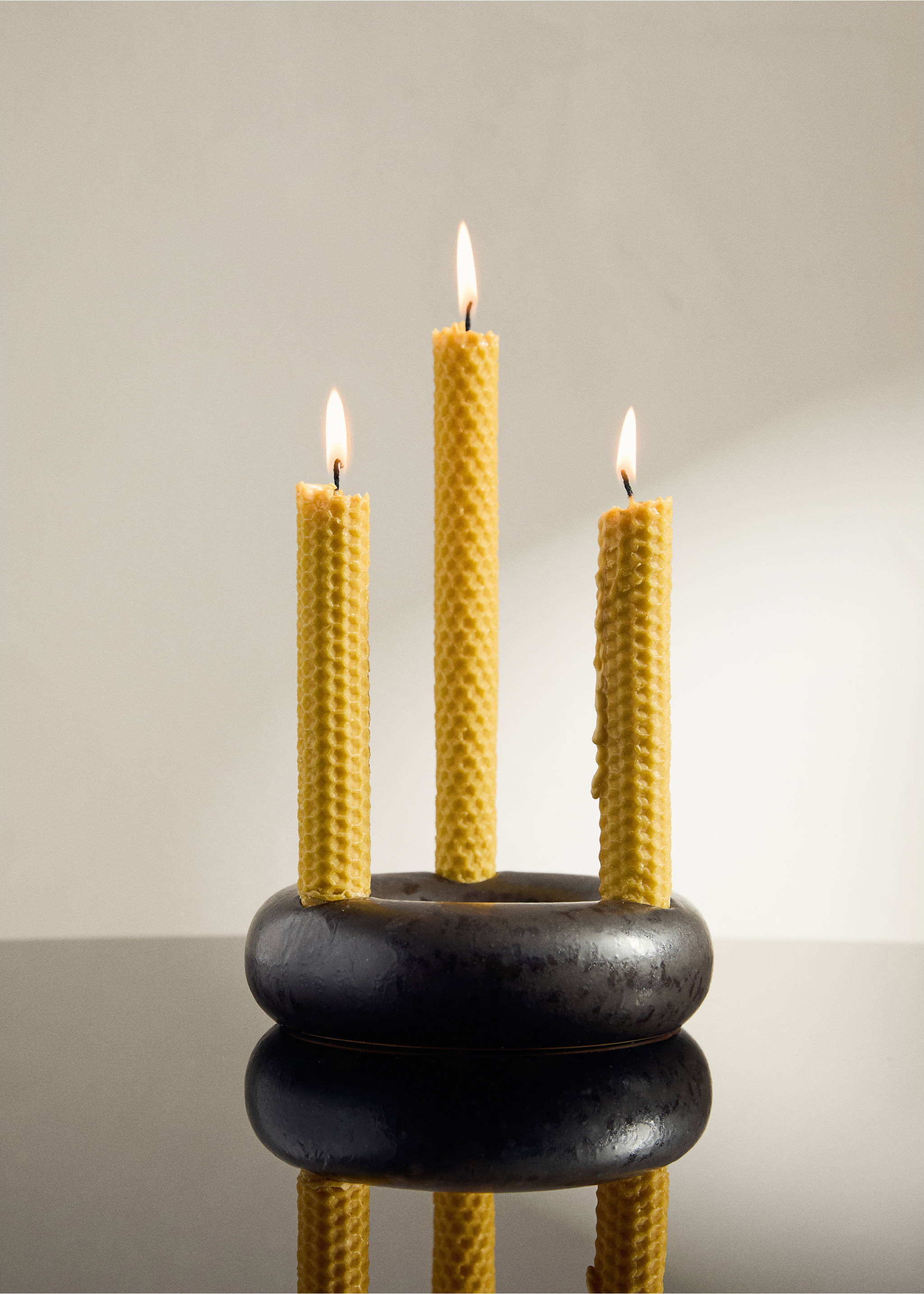 Decorative beeswax candles - General plane, Ochre. Ref: 27144451-00.