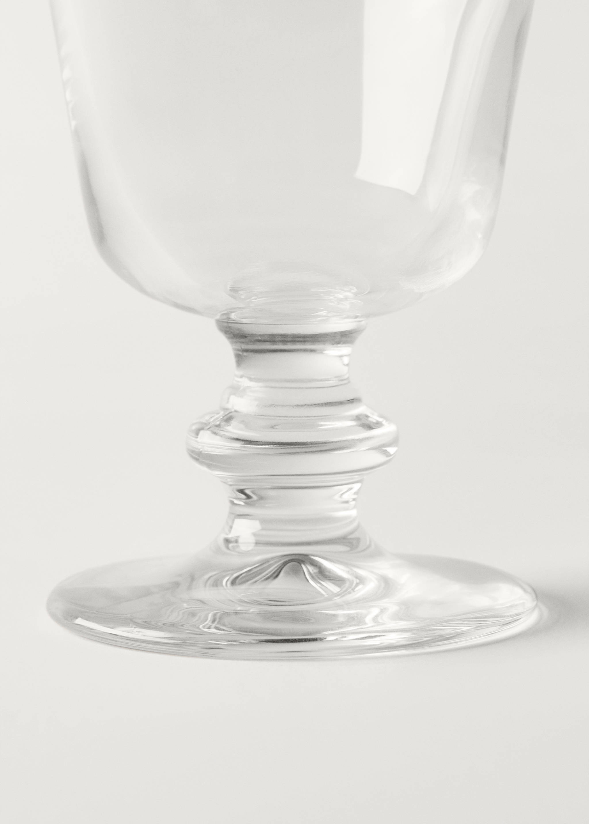 Cup with herringbone detail - Details of the article 1