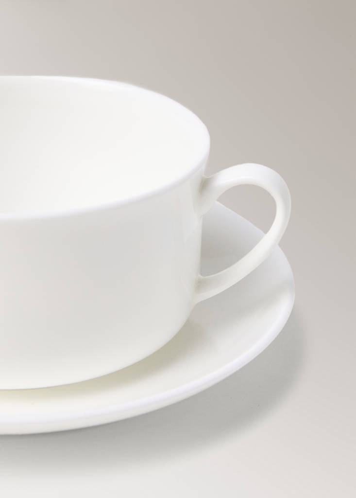 Premium bonne porcelain cup and saucer — Off White