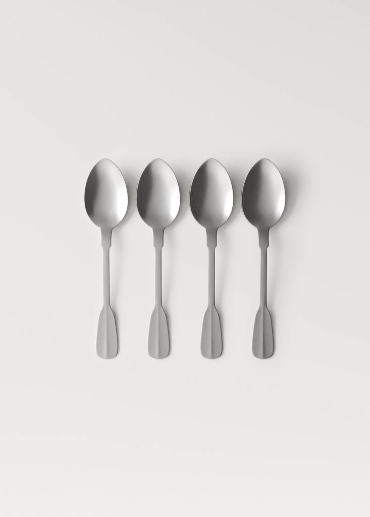 Set of 4 stainless steel coffee spoons with matte silver finish — Silver
