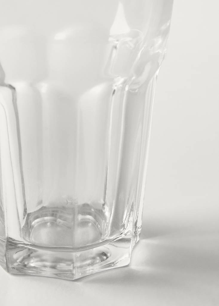 Medium embossed glass — Ice Grey