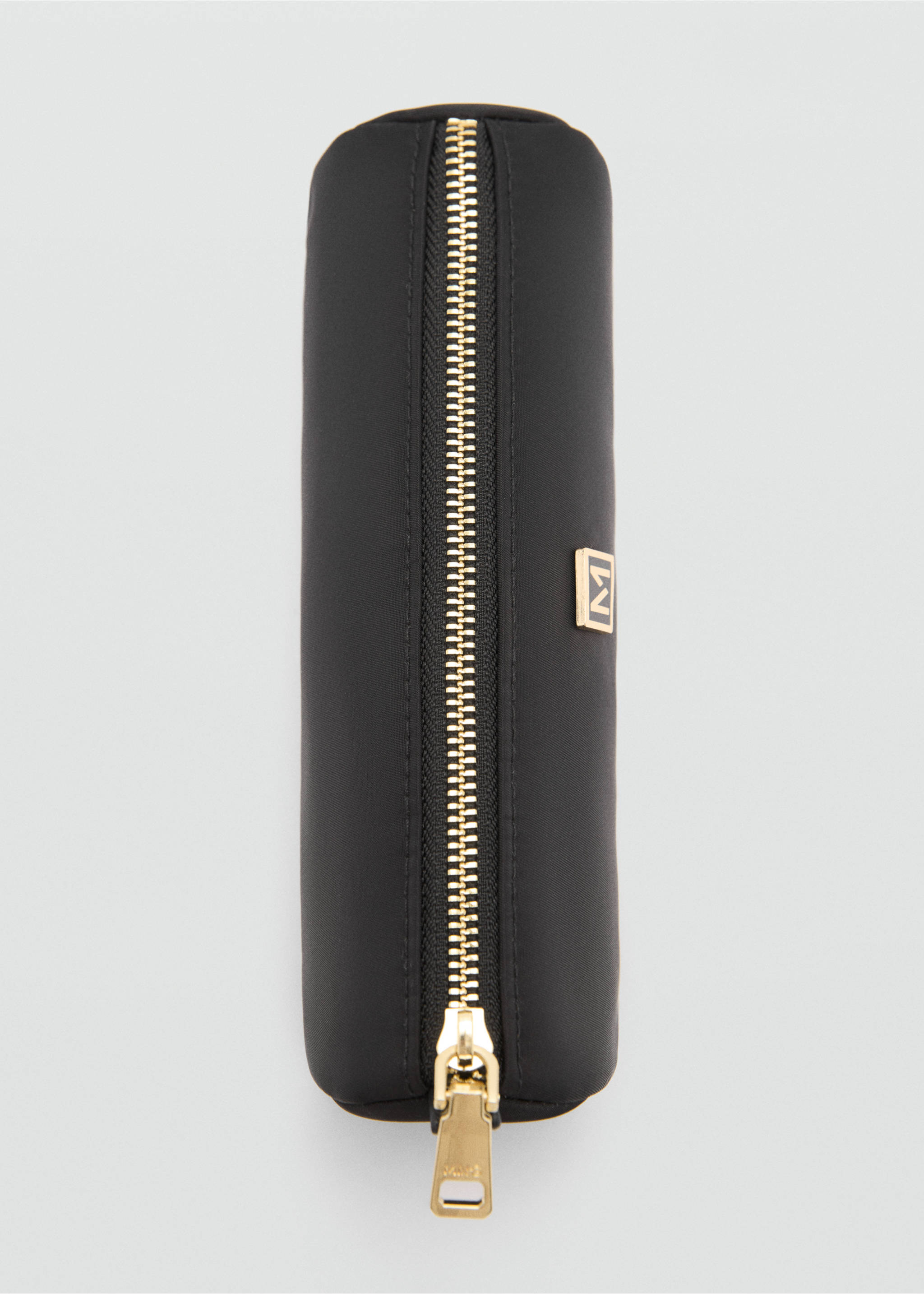 Funda nylon cremallera - Detalle del artículo 1, Negro. Ref: 27170427-00.