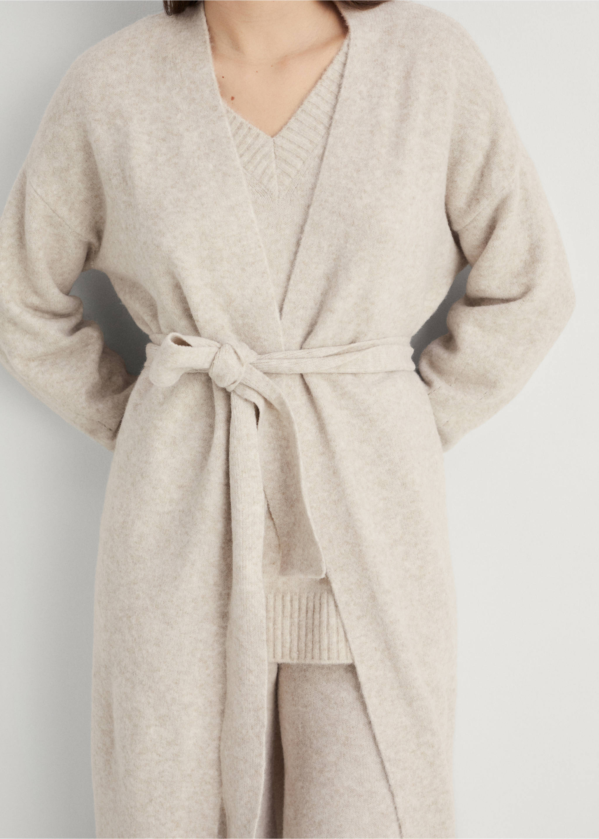 Long knitted cardigan - Medium plane, Beige. Ref: 27172934-00.