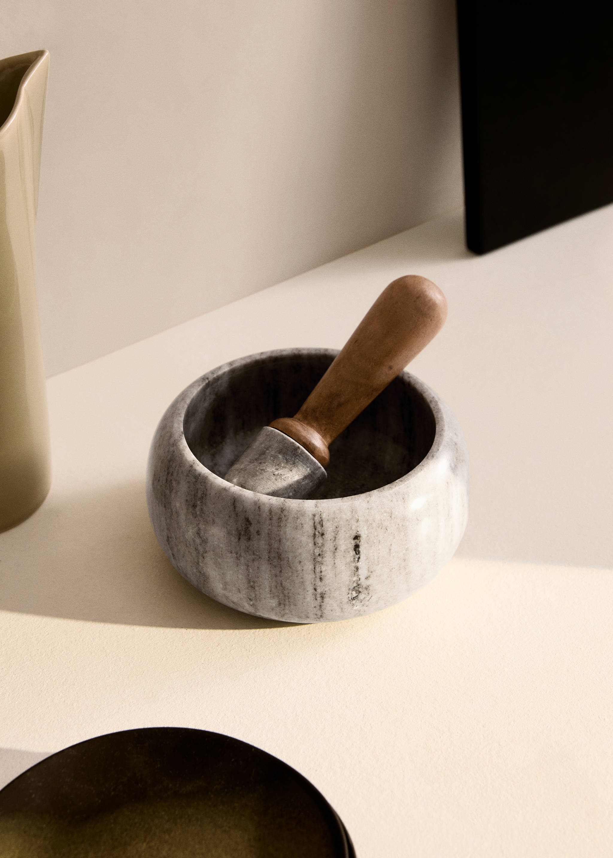 Marble mortar - General plane