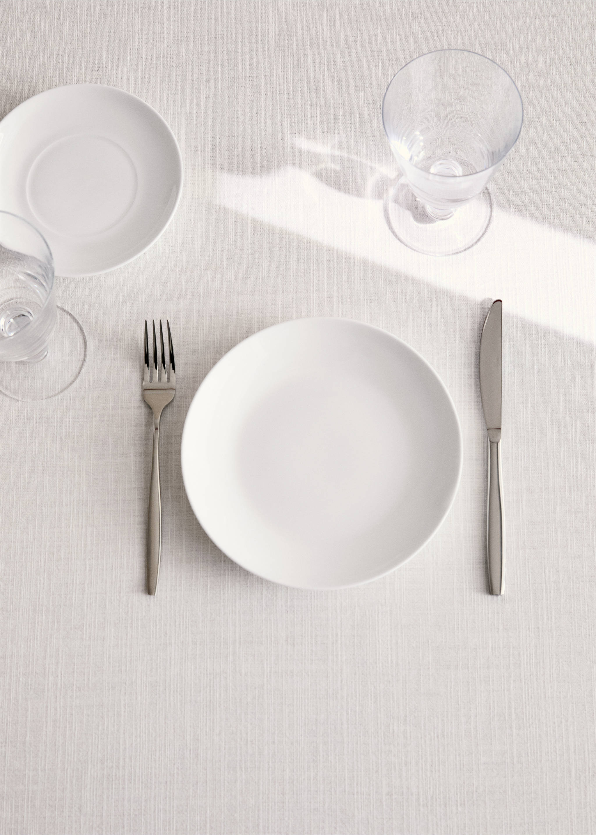 Bone china dessert plate - General plane, Off White. Ref: 27172937-00.