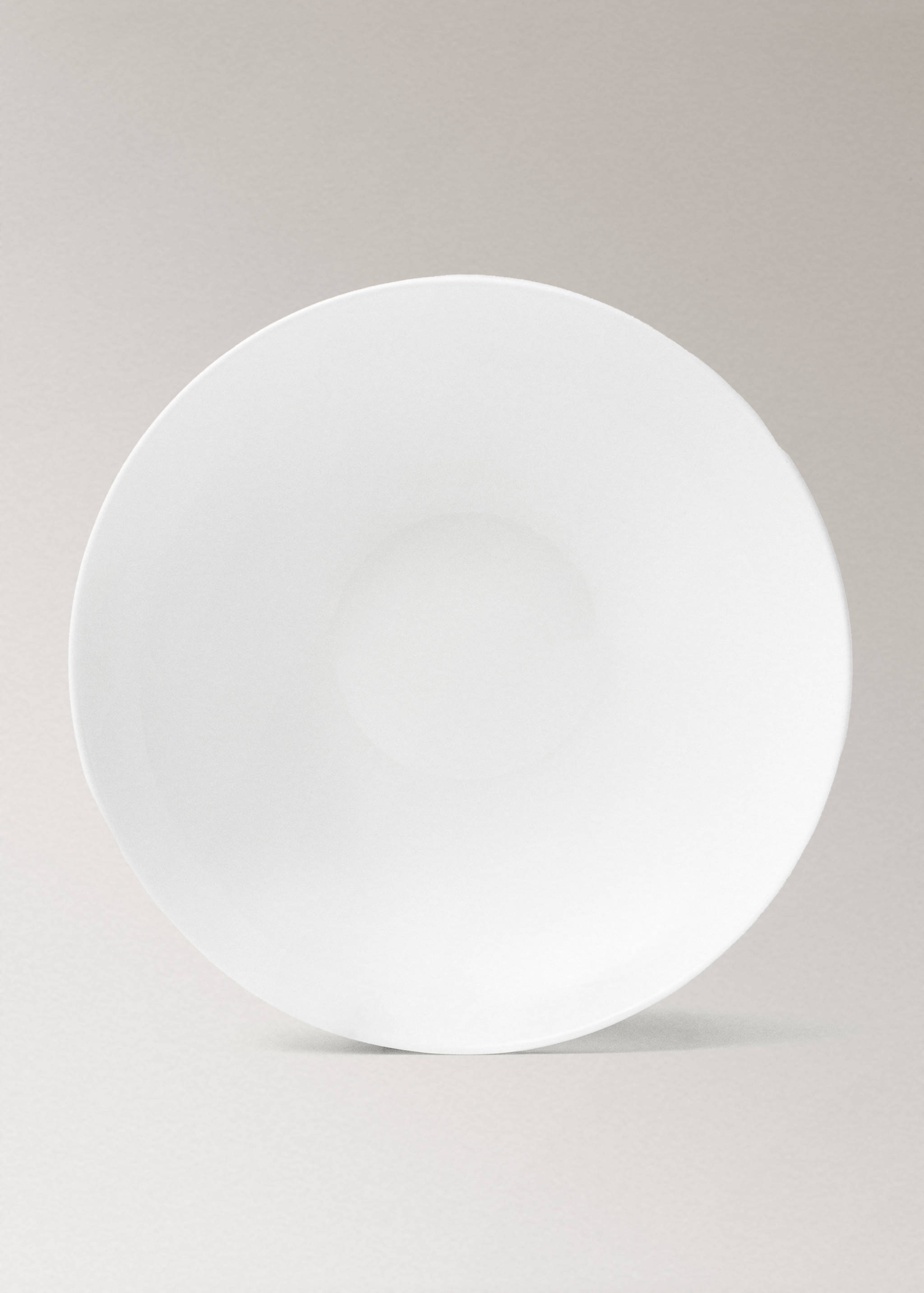 Bone china deep plate - Article without model