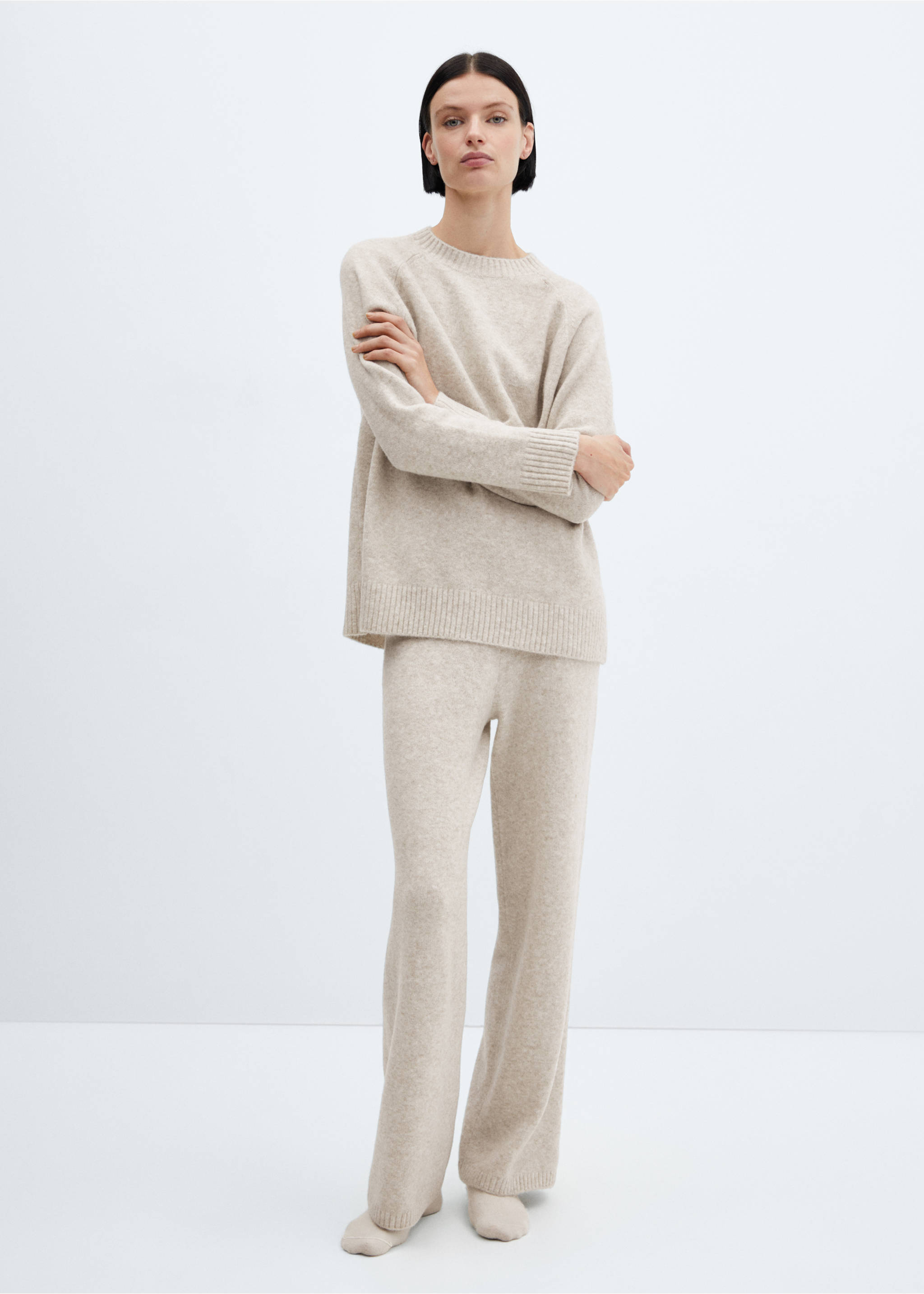 Long knitted trousers - General plane, Beige. Ref: 27192933-00.