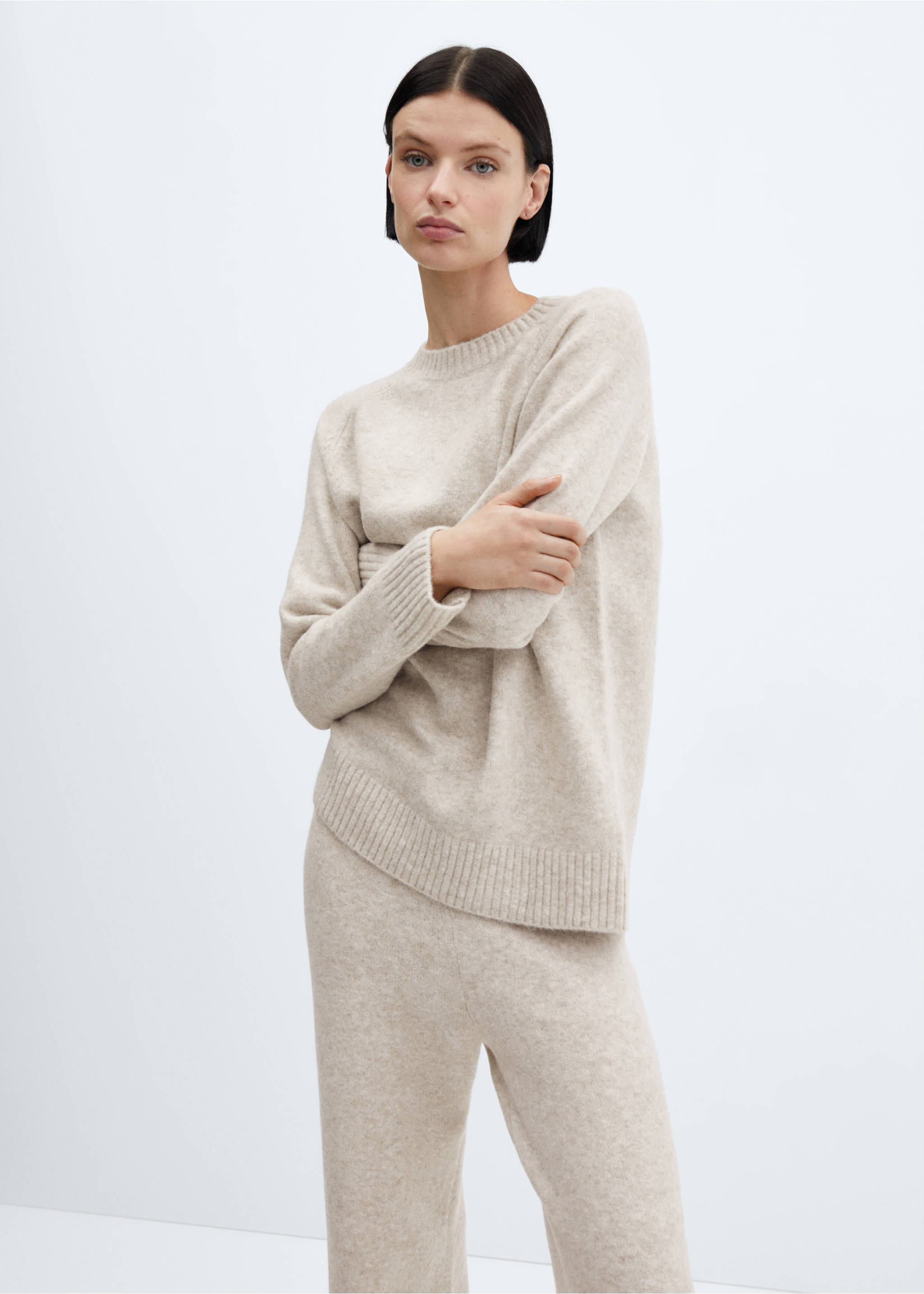 Long knitted trousers - Medium plane, Beige. Ref: 27192933-00.