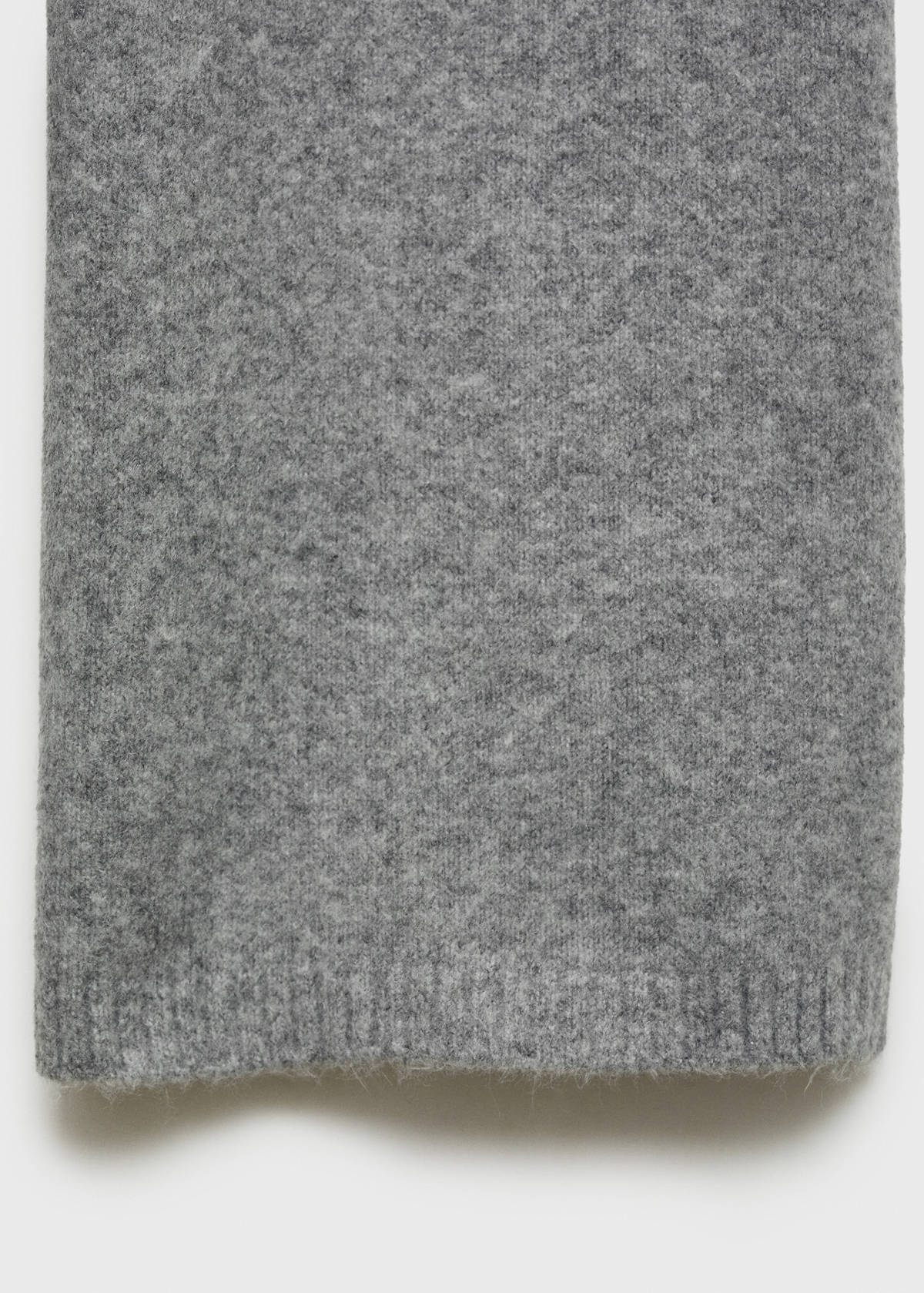 Straight knitted trousers — Grey