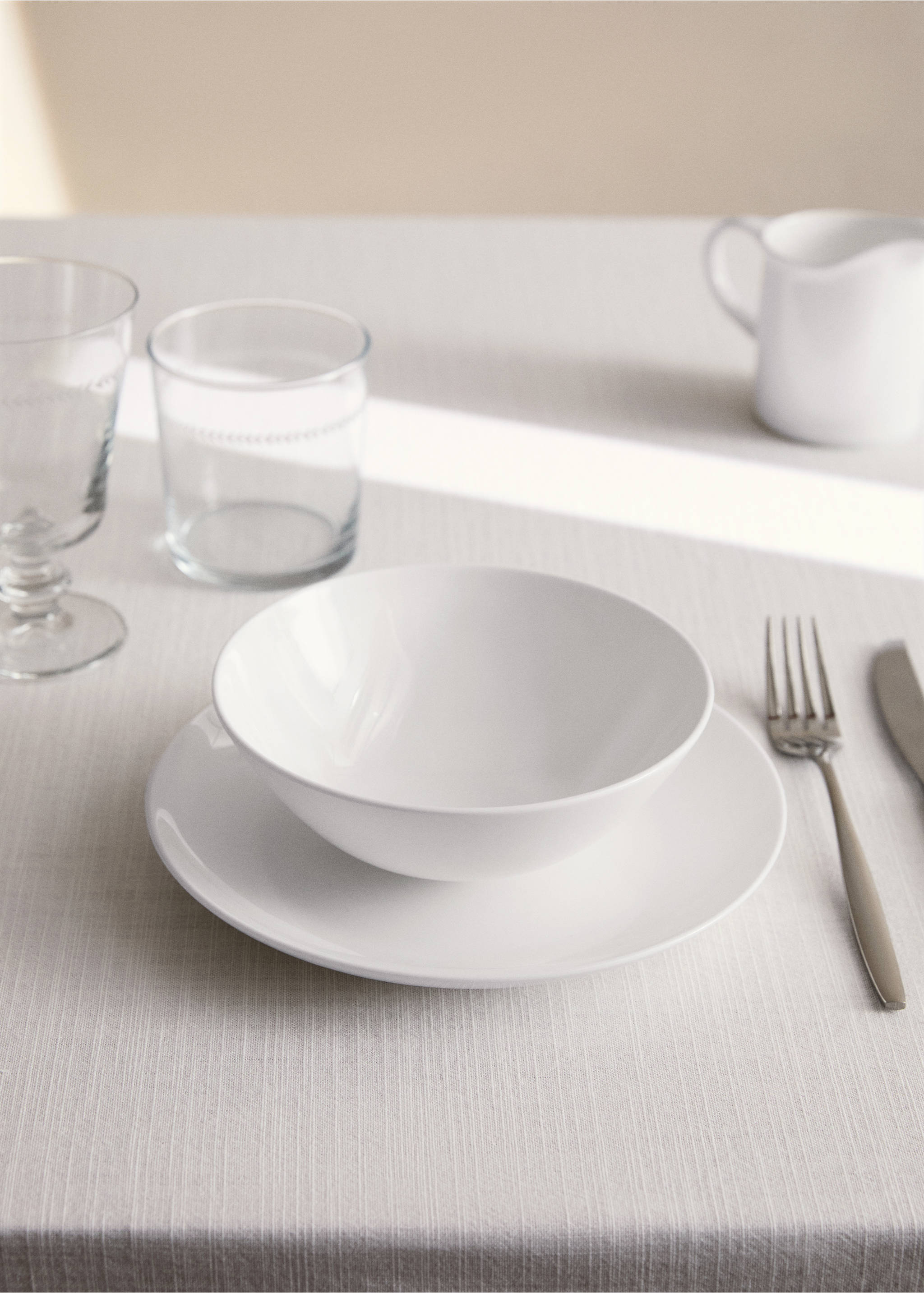 Bone china bowl - General plane, Off White. Ref: 27192936-00.