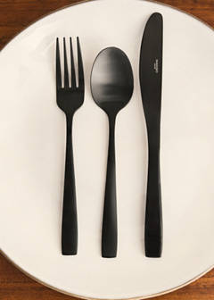 3-piece cutlery set in stainless steel with a matte finish — Black 5
