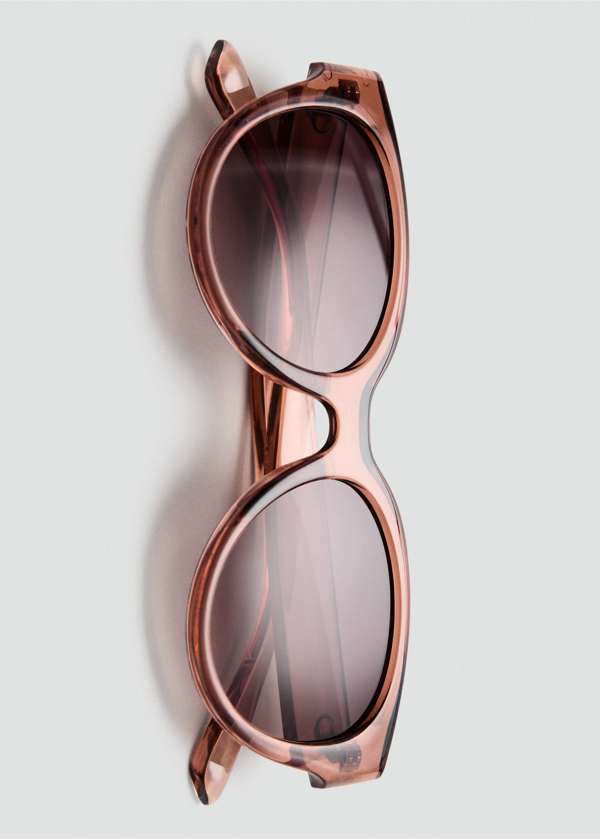 Cat-eye sunglasses - Details of the article 2, Peach. Ref: 37001335-00.