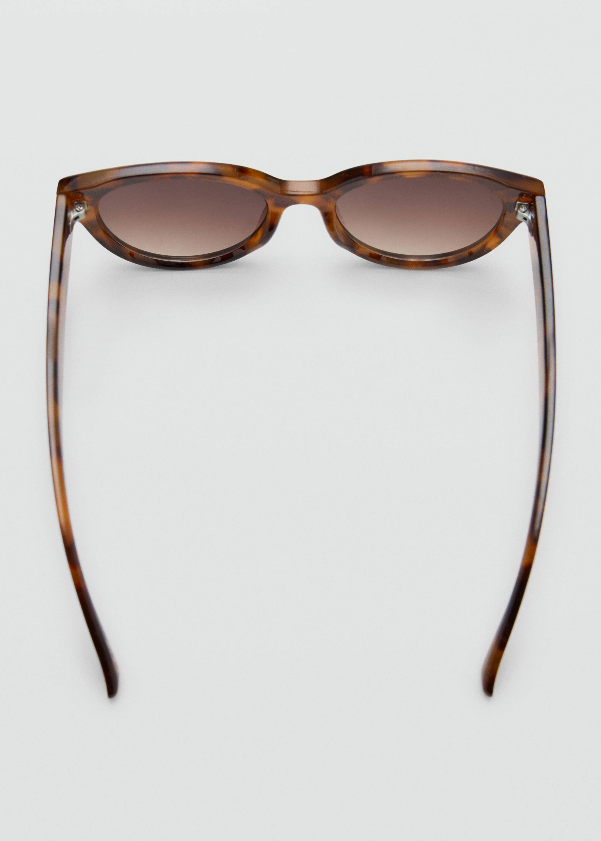 Cat-eye sunglasses - Details of the article 1