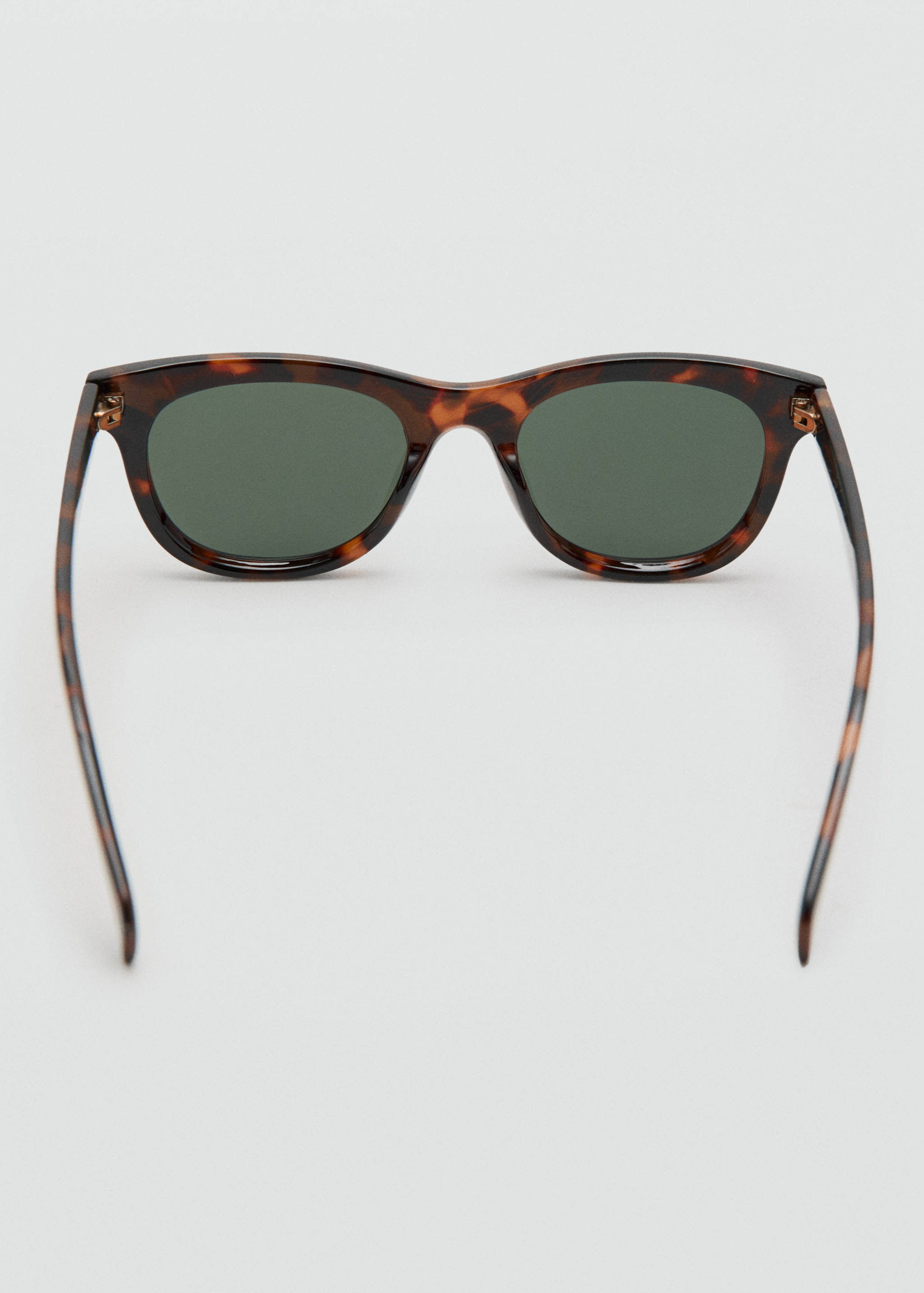 Resin frame sunglasses - Details of the article 1