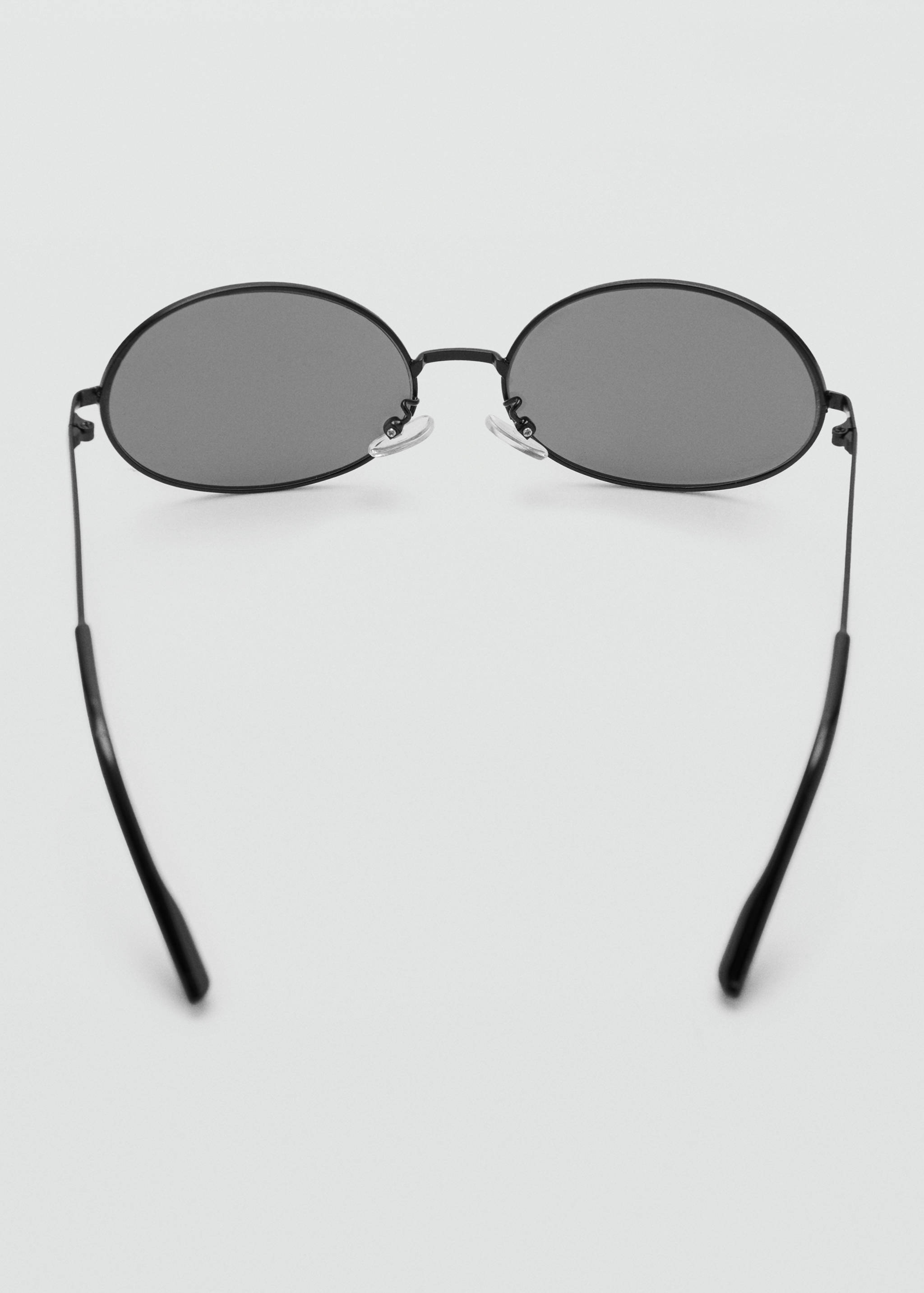 Metallic frame sunglasses - Details of the article 1