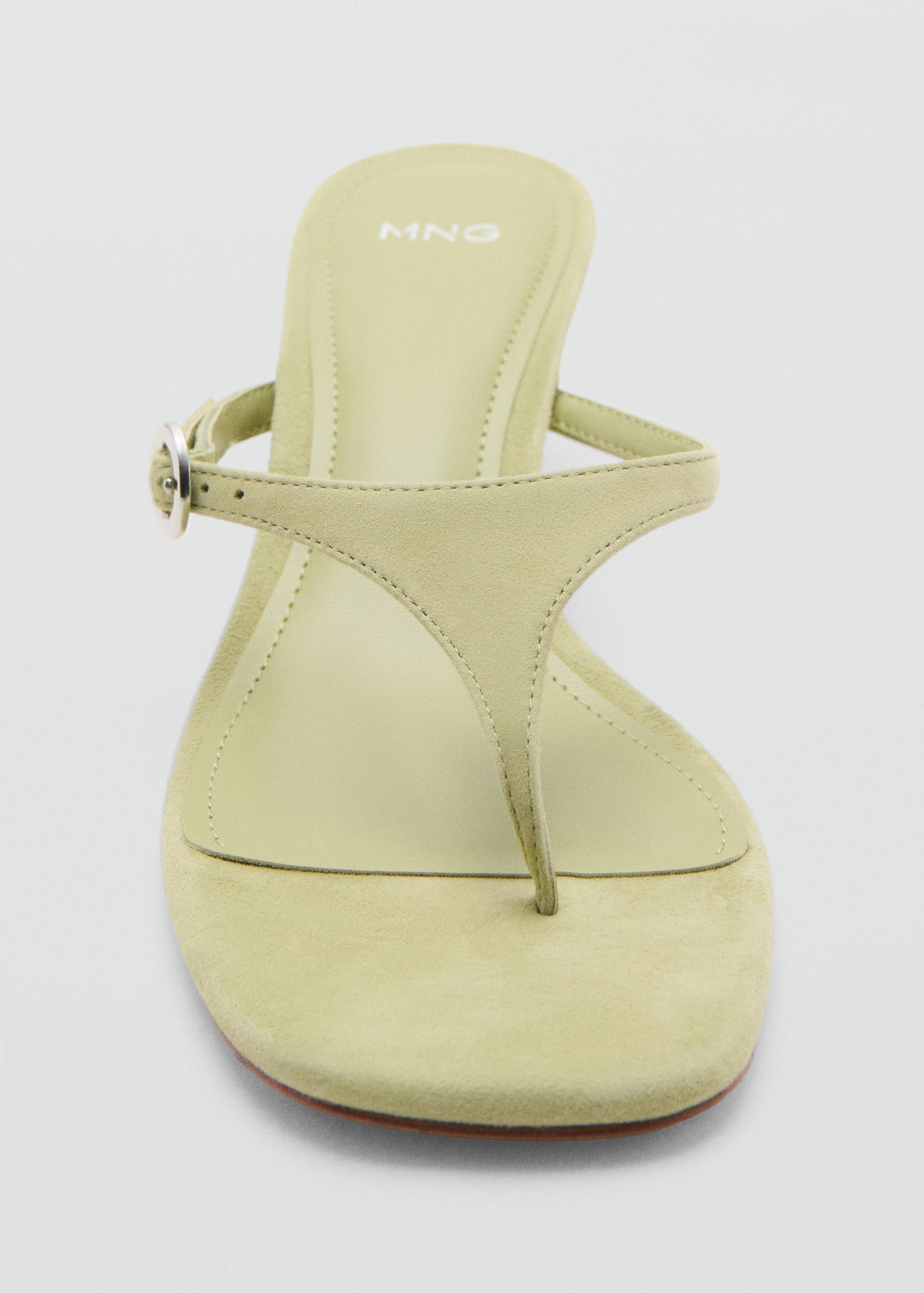 Kitten-heel leather sandal - Details of the article 2