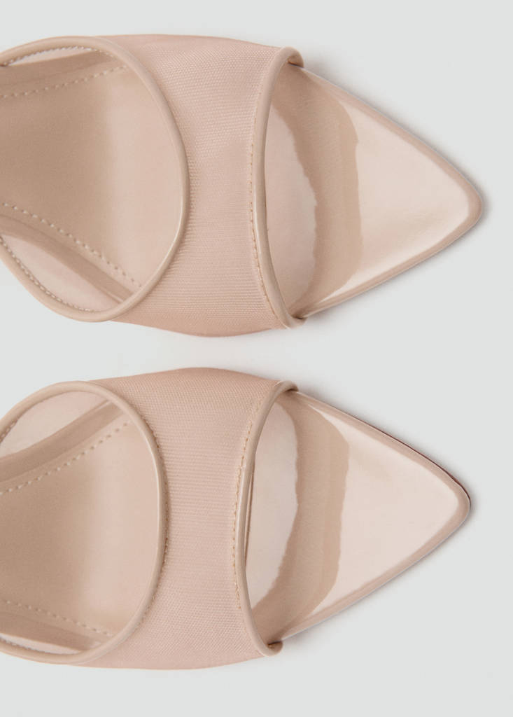 Pointed heel sandals — Nude