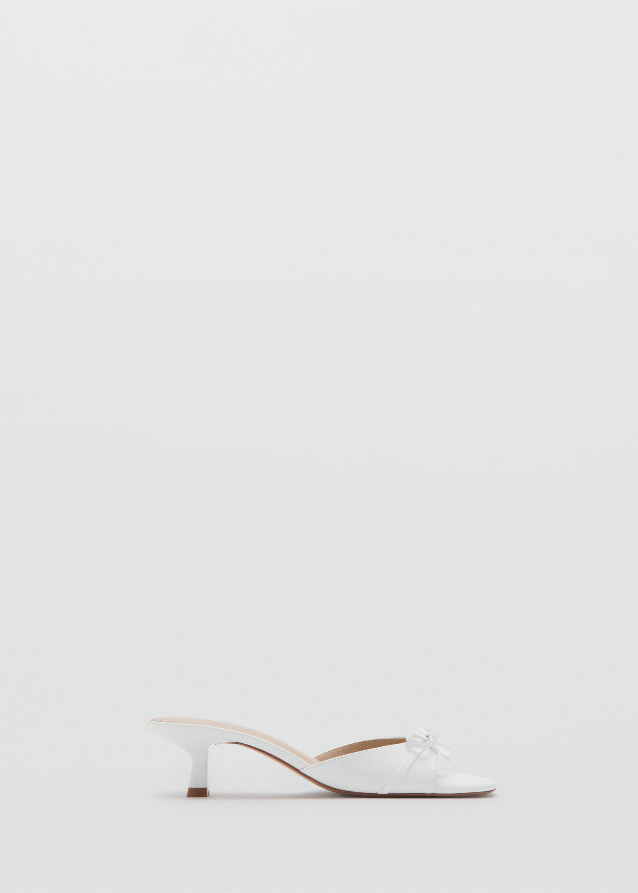 Bow heel sandals - Article without model, White. Ref: 37001351-00.