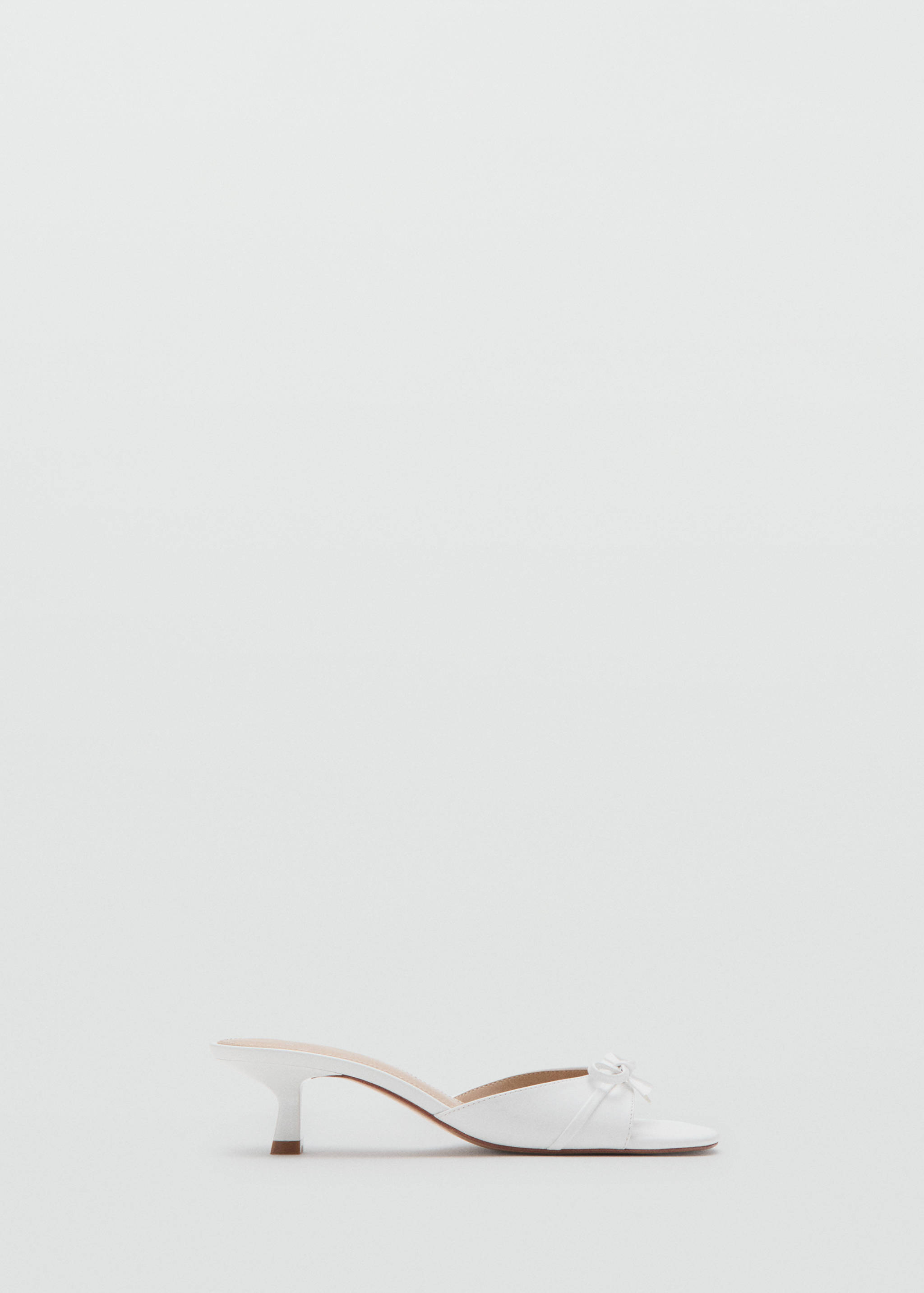 Bow heel sandals - Article without model