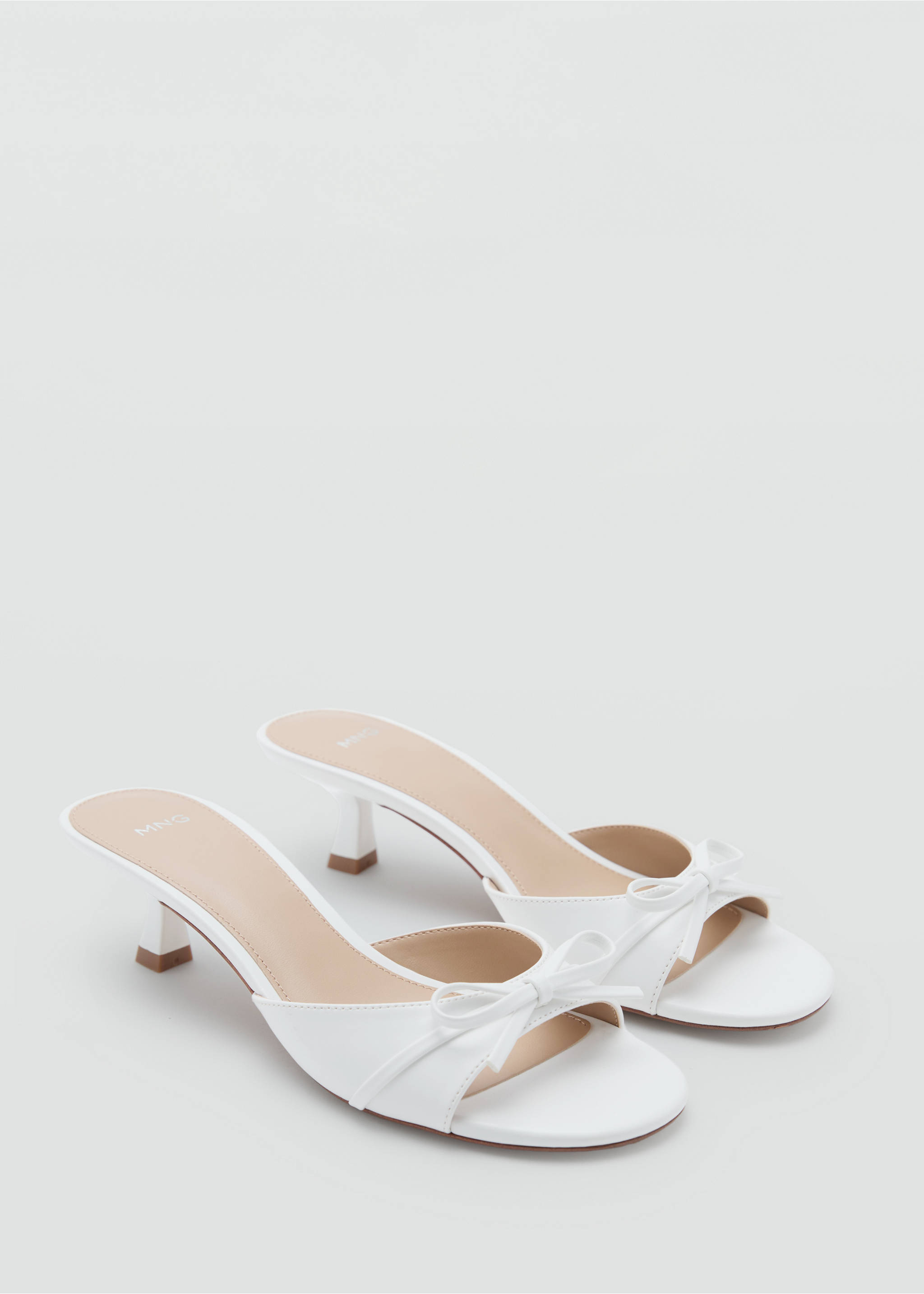 Bow heel sandals - Medium plane, White. Ref: 37001351-00.