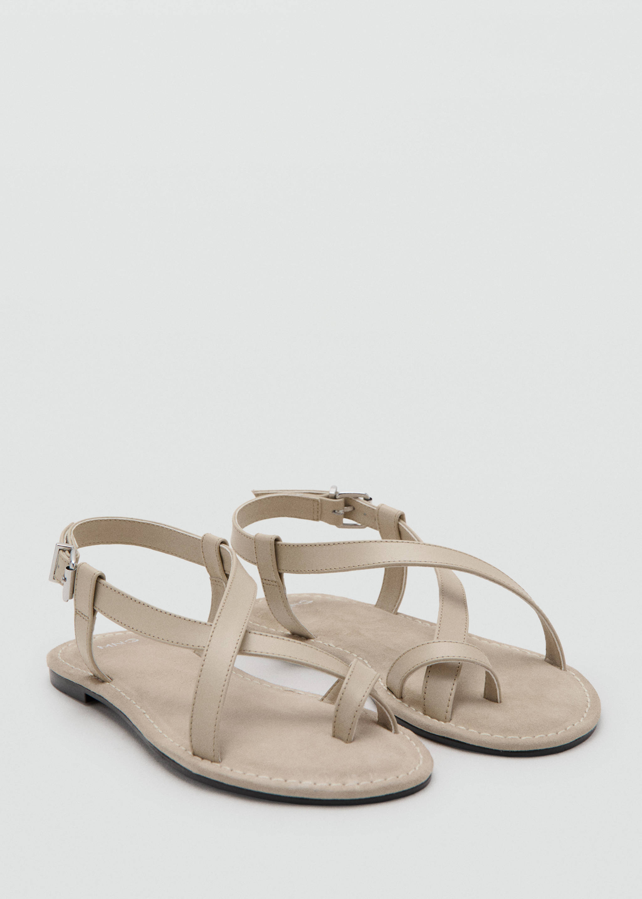 Sandalias piel tiras - Plano medio