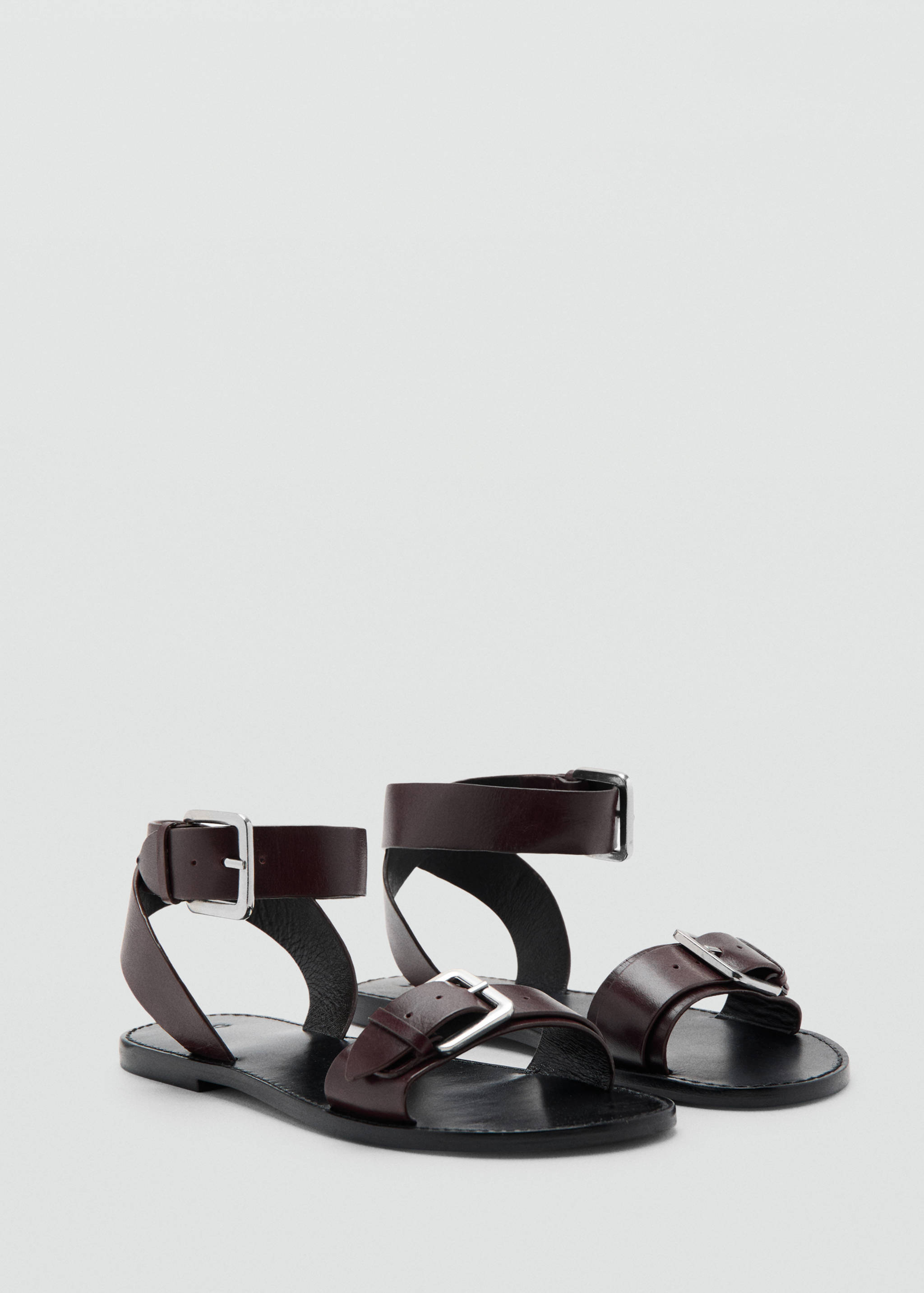 Buckle leather sandals - Medium plane