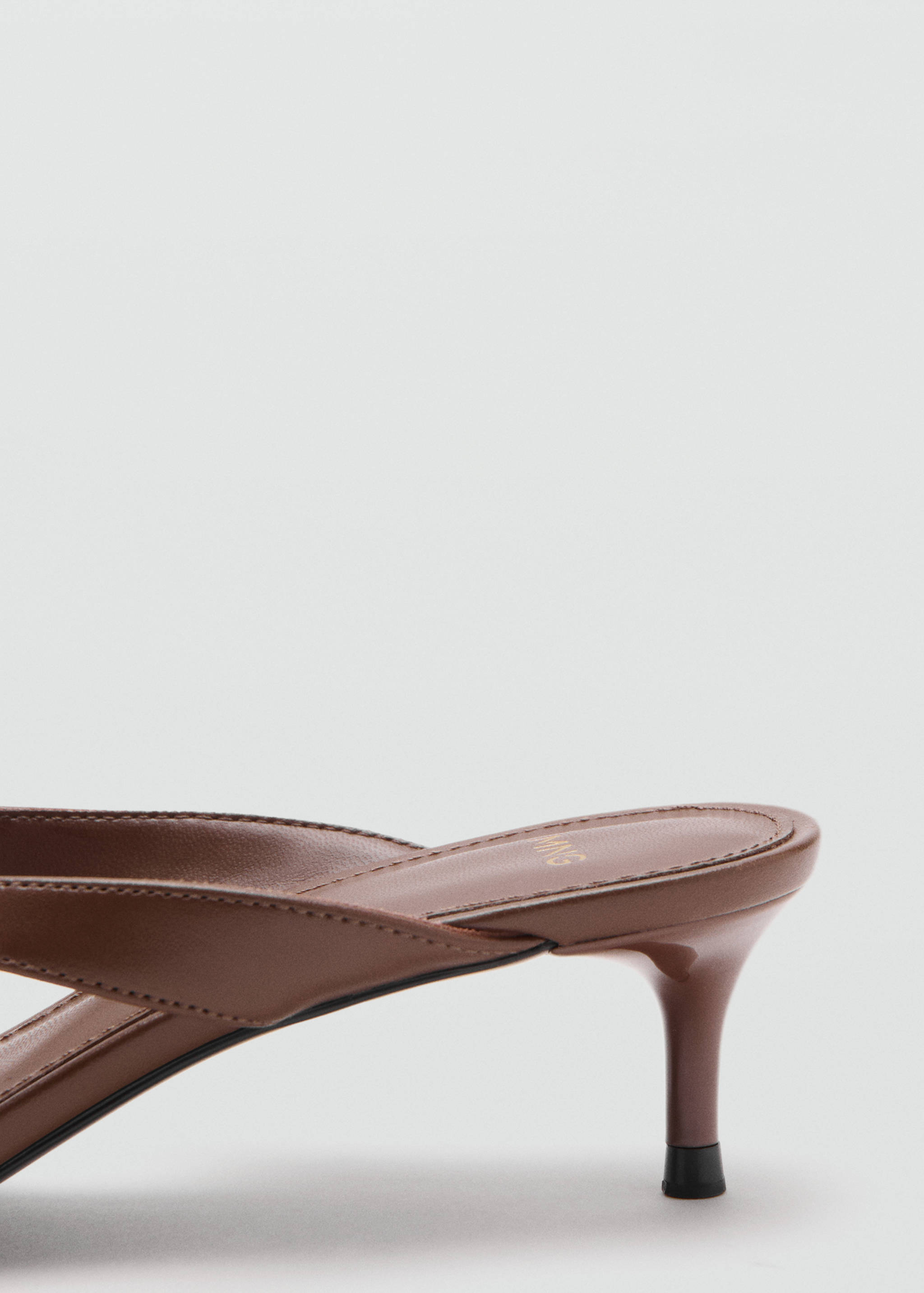 Strappy heeled sandals - Details of the article 1