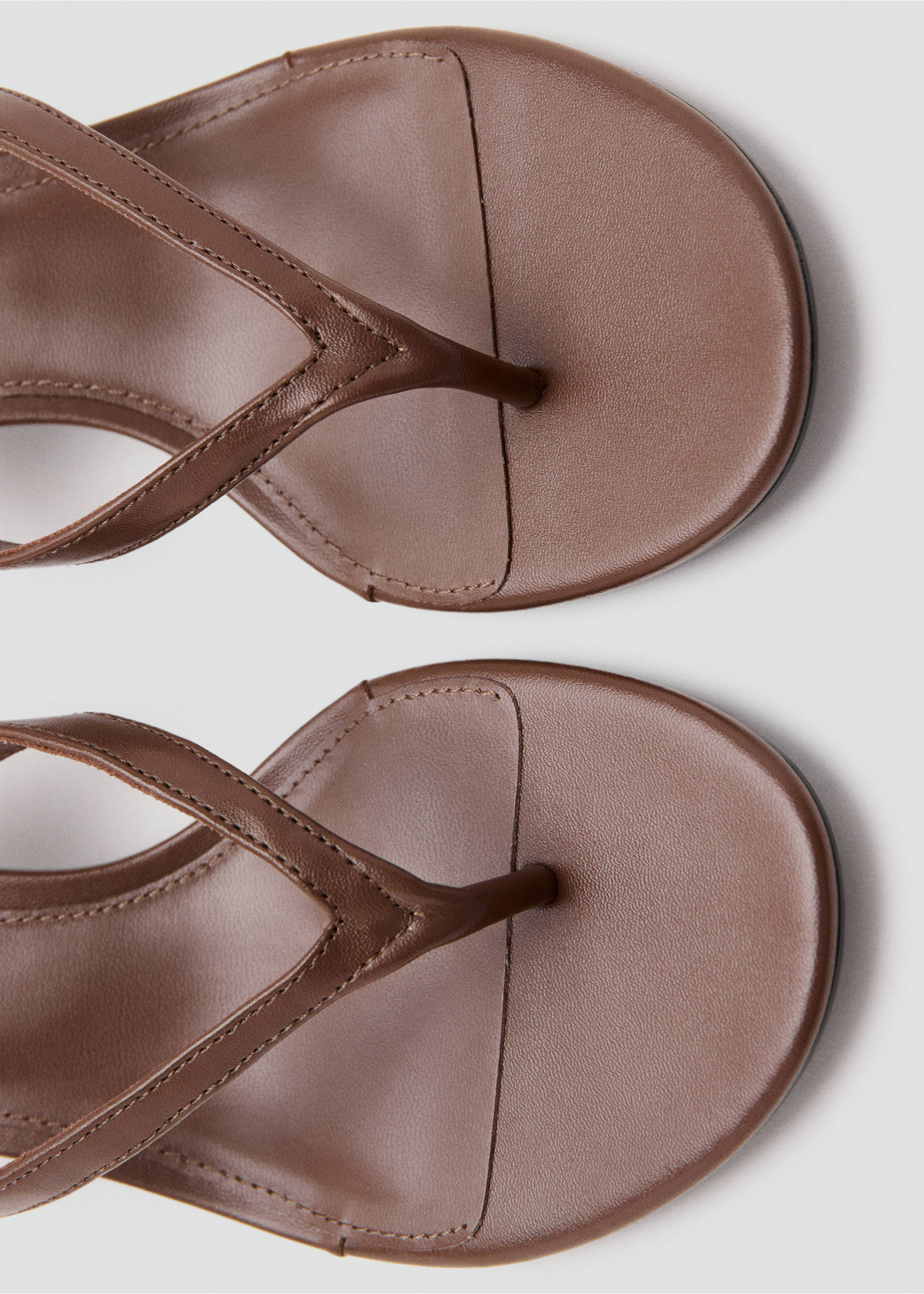 Strappy heeled sandals - Details of the article 2, Chocolate. Ref: 37001365-00.