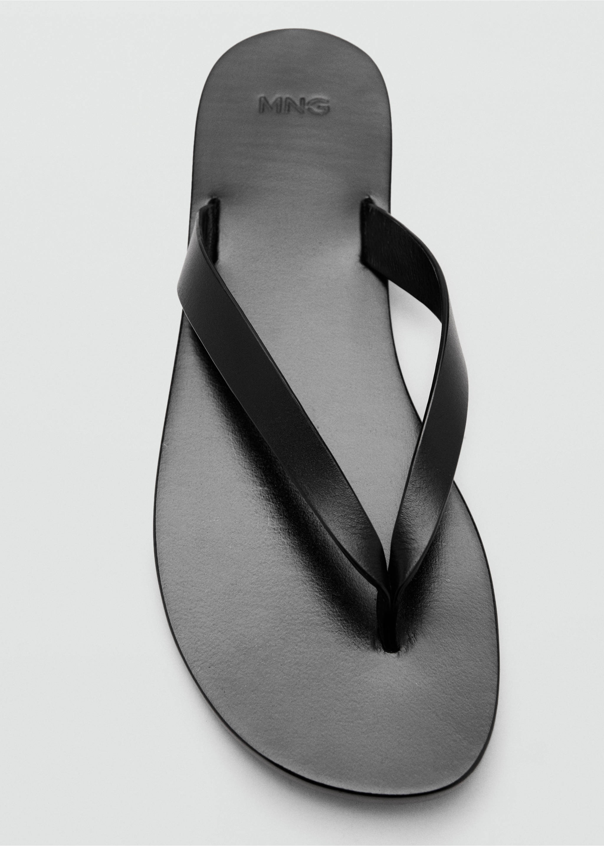 Leather strap sandals - Details of the article 2, Black. Ref: 37001369-00.