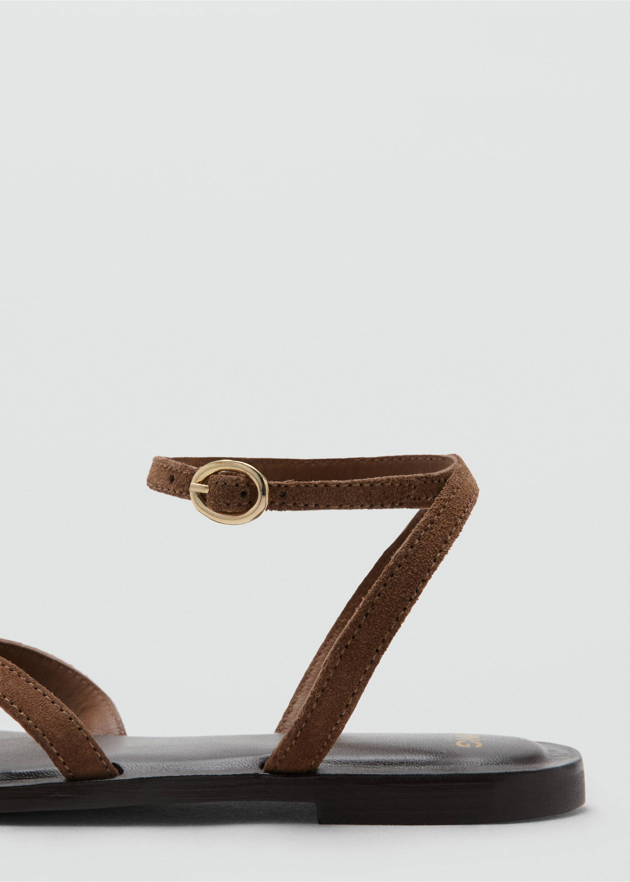Cross-strap leather sandals - Details of the article 1, Sand. Ref: 37001371-00.