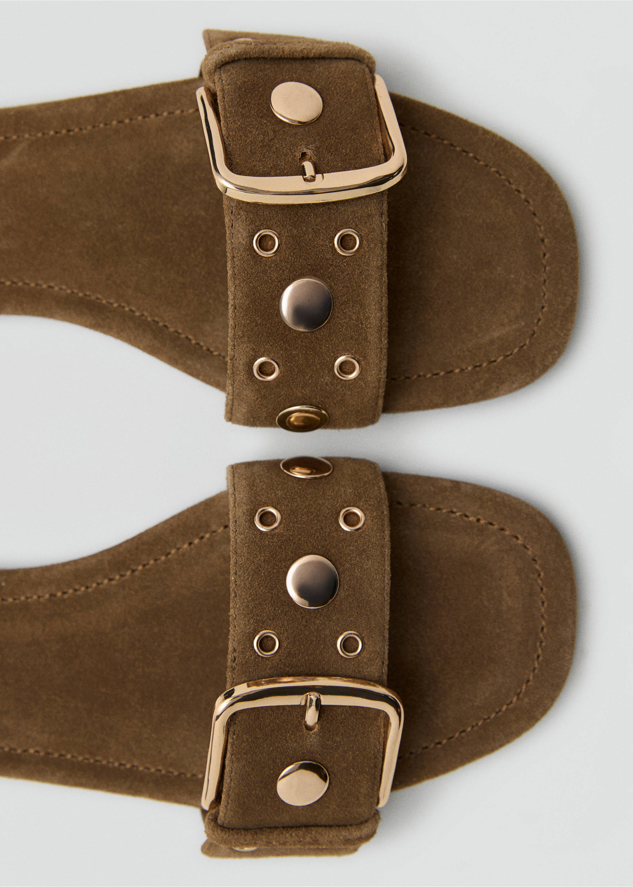 Buckle leather sandals - Details of the article 3, Sand. Ref: 37001376-00.