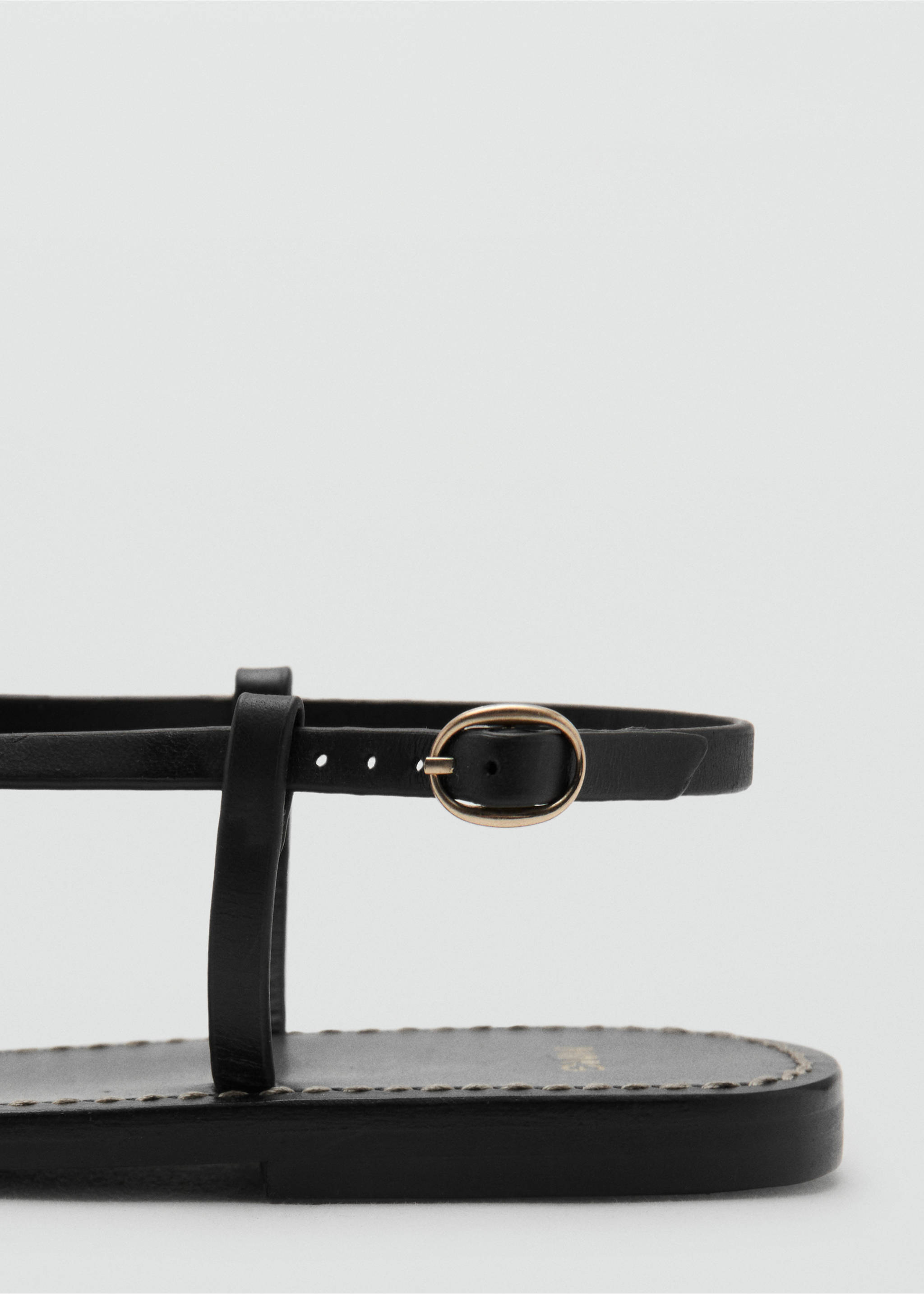 صنادل جلدية بحزام عريض - تفاصيل المنتج 1, أسود. Ref: 37001377-00.