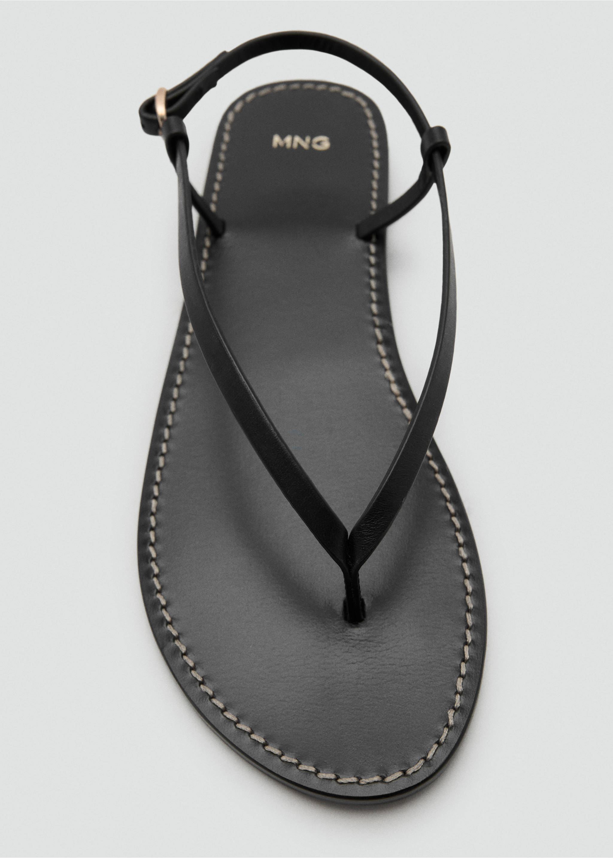 صنادل جلدية بحزام عريض - تفاصيل المنتج 2, أسود. Ref: 37001377-00.