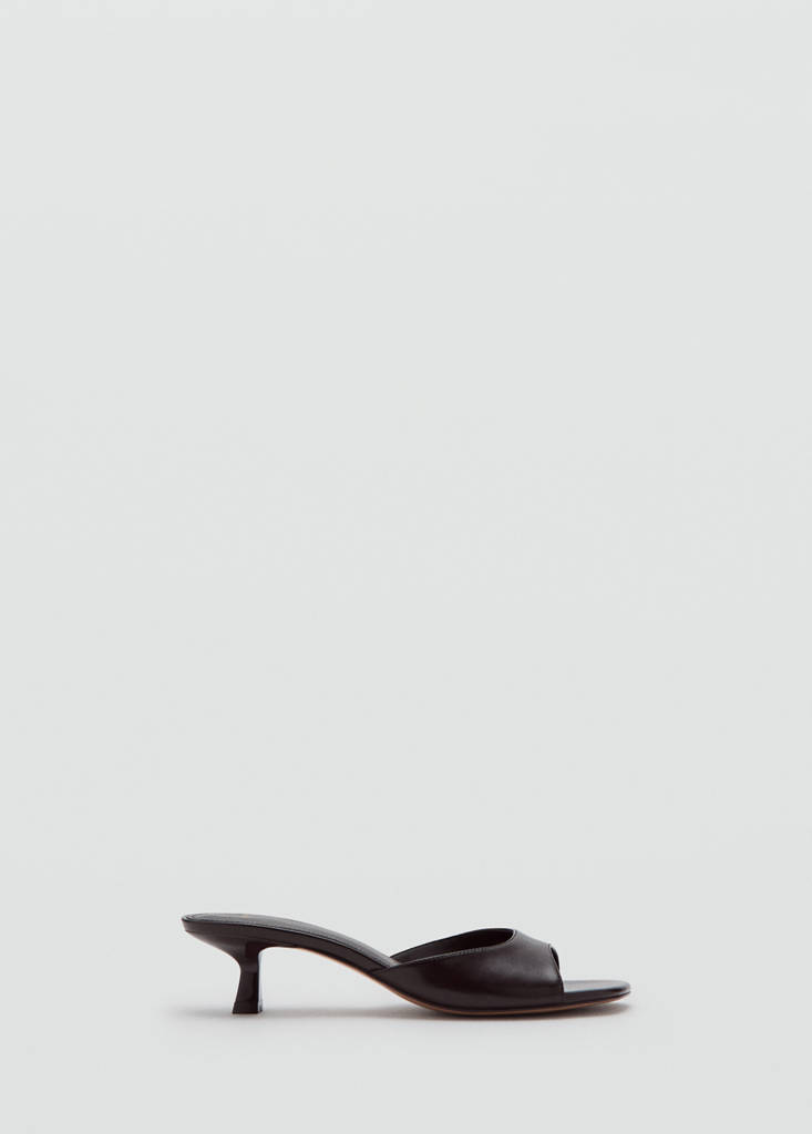 Kitten heel sandals — Chocolate