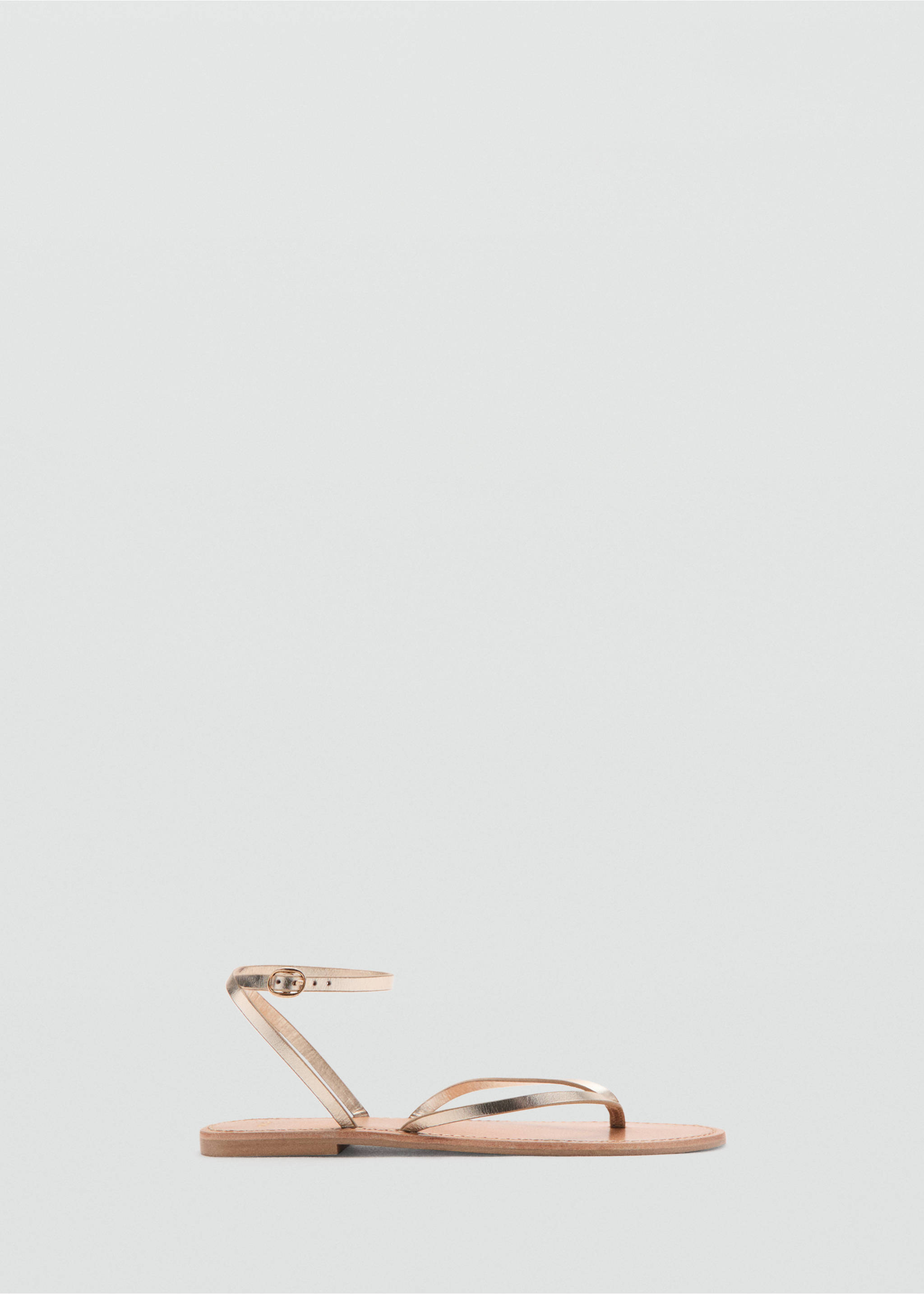 Sandales à lanières métallisées - Article sans modèle, Or. Ref: 37001382-00.