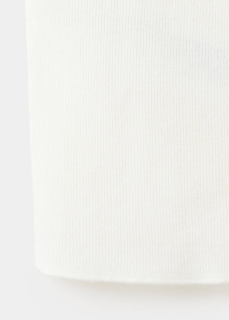 Fine knit boat neck top — Ecru