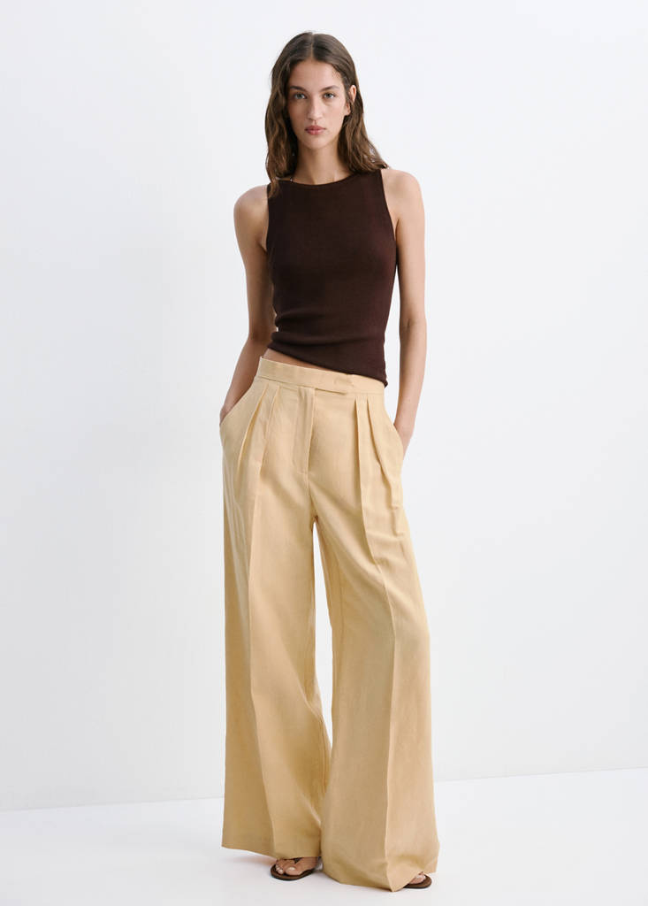 Fine knit boat neck top — Brown