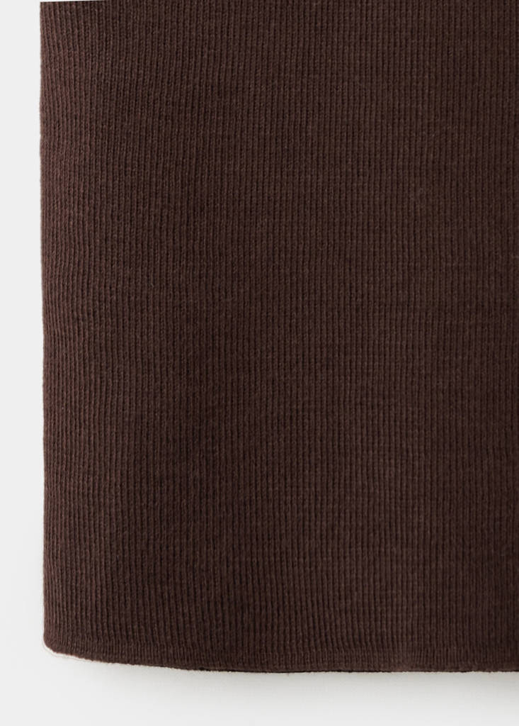 Fine knit boat neck top — Brown