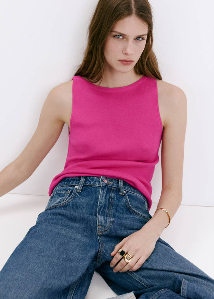 Fine knit boat neck top — Fuchsia