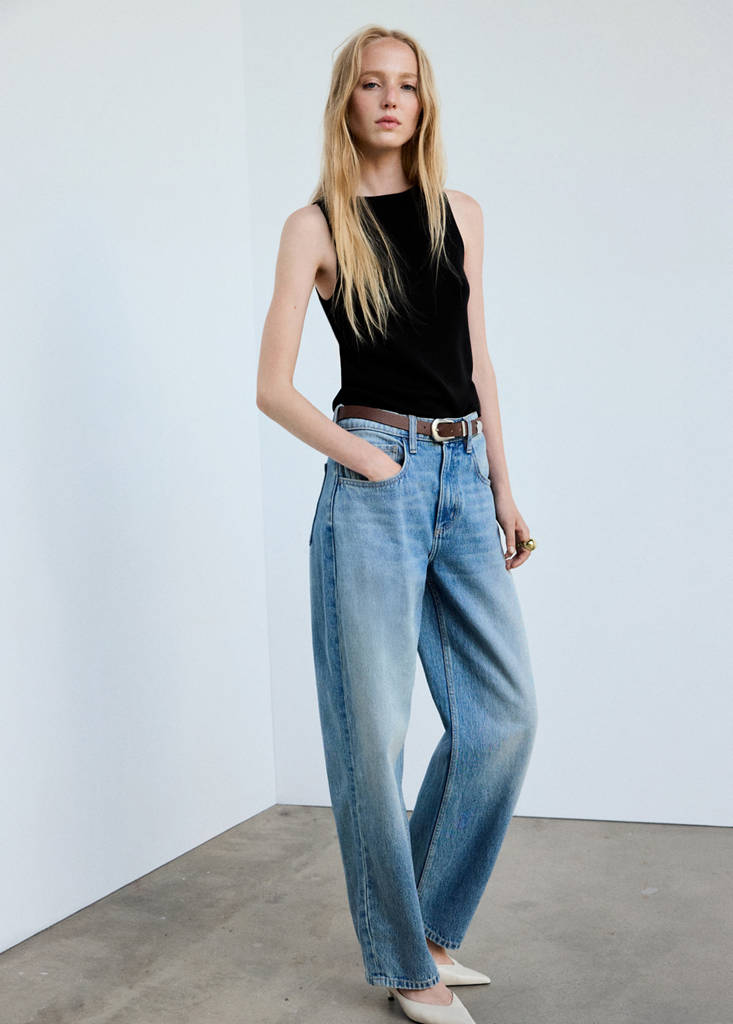 Fine knit boat neck top — Black