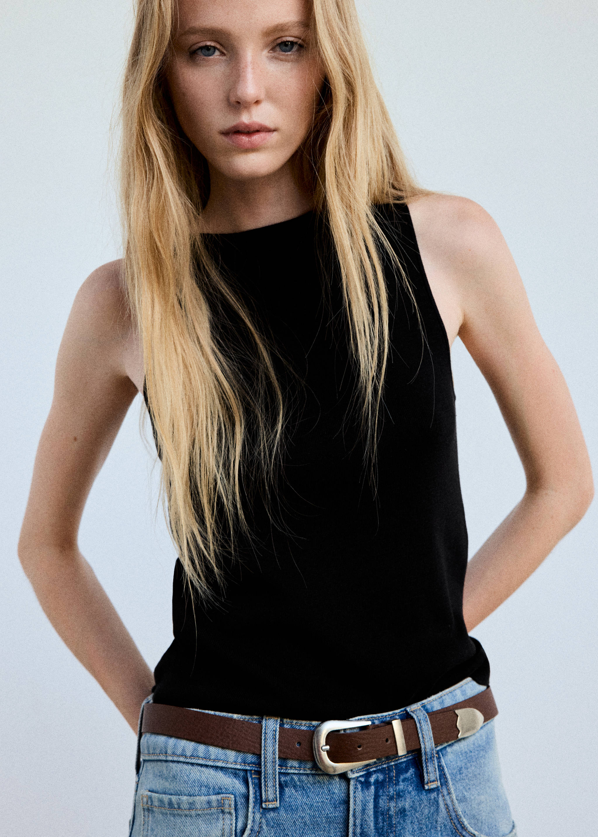 Fine knit boat neck top - Medium plane