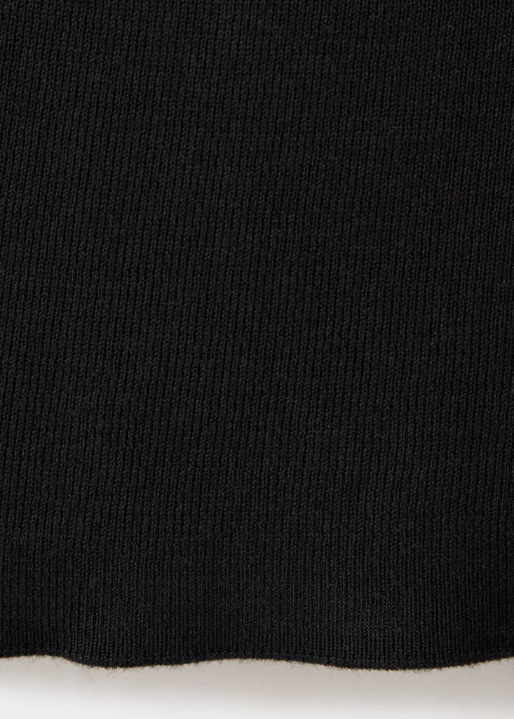 Fine knit boat neck top — Black