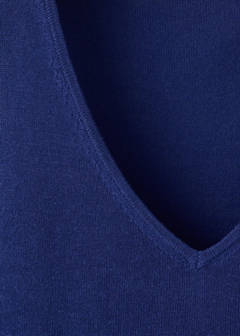 V-neck knit top — Vibrant blue 6
